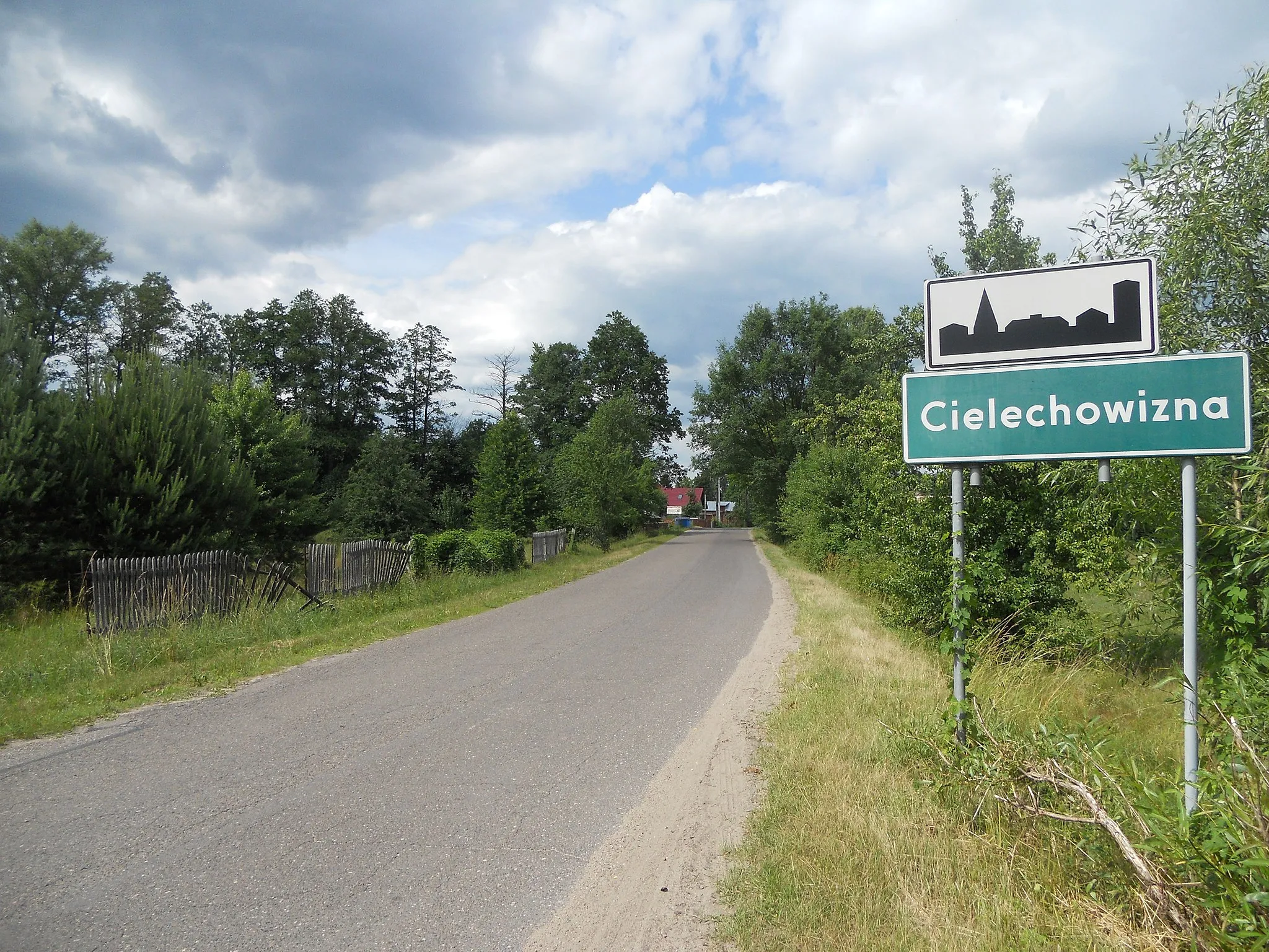 Photo showing: Miejscowość w gminie Mińsk Mazowiecki
