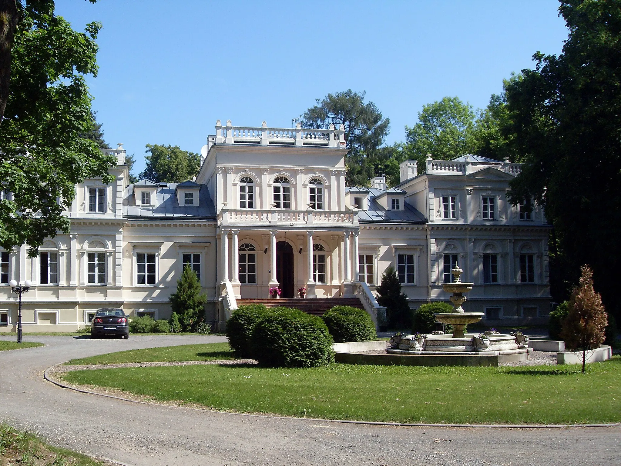 Photo showing: Pałac w Woli Chojnacie