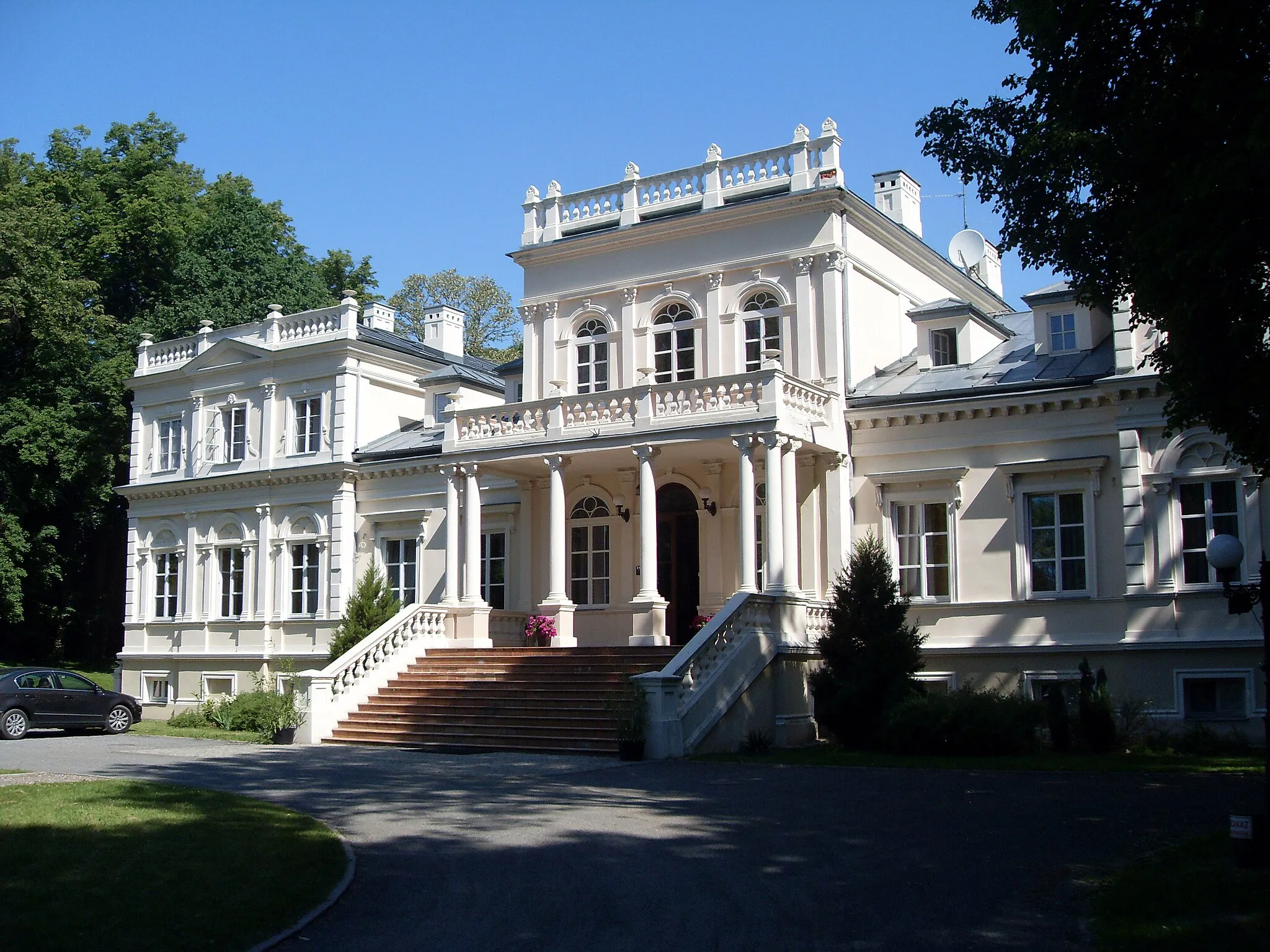 Photo showing: Pałac w Woli Chojnacie
