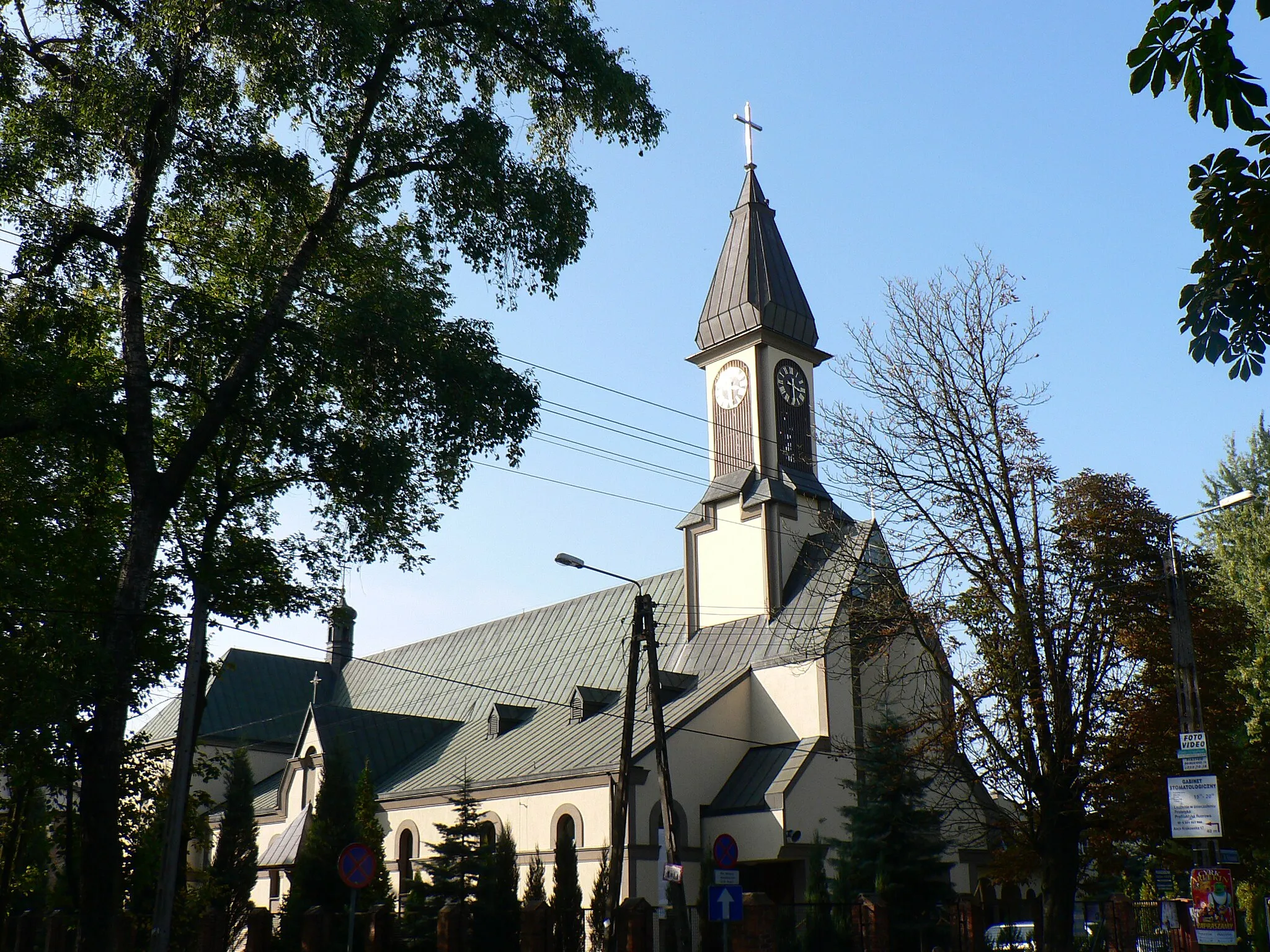 Photo showing: Piastow, kościół pw. Matki Bożej Częstochowskiej