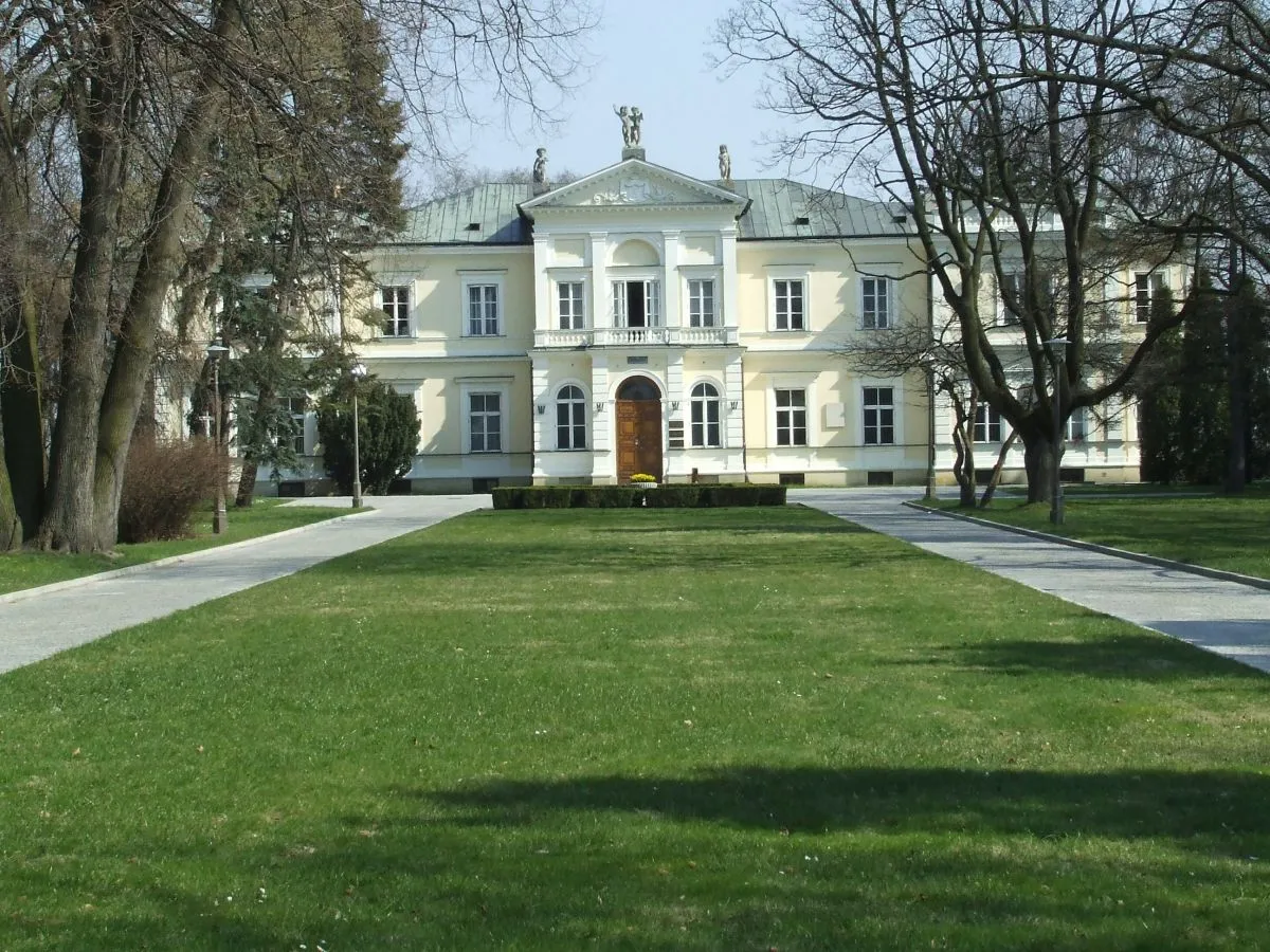 Photo showing: Pałac Juliana Ursyna Niemcewicza, obecnie rektorat SGGW