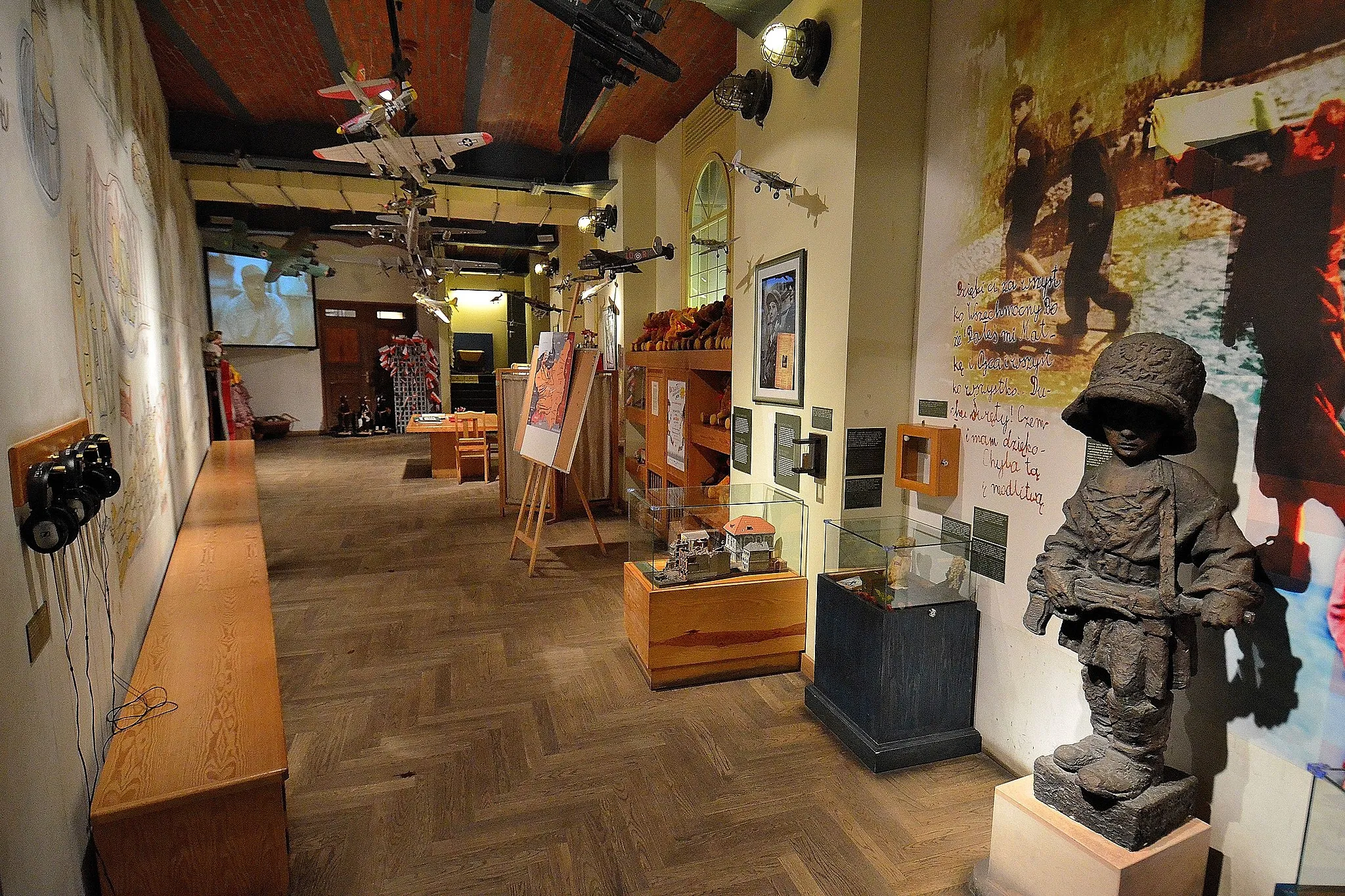 Photo showing: Little Insurgent Hall in the Warsaw Uprising Museum