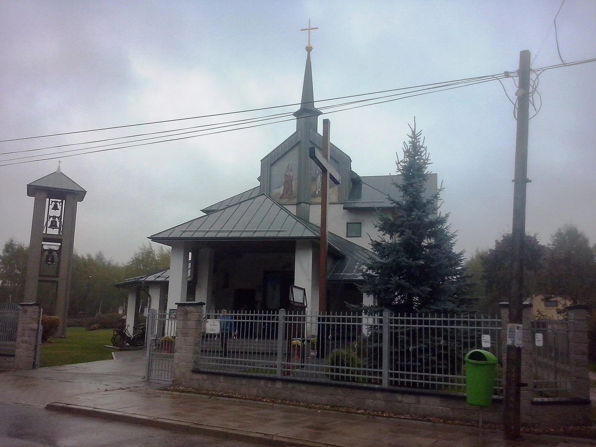 Photo showing: Otwock Mlądz - kościół Matki Bożej Nieustającej Pomocy