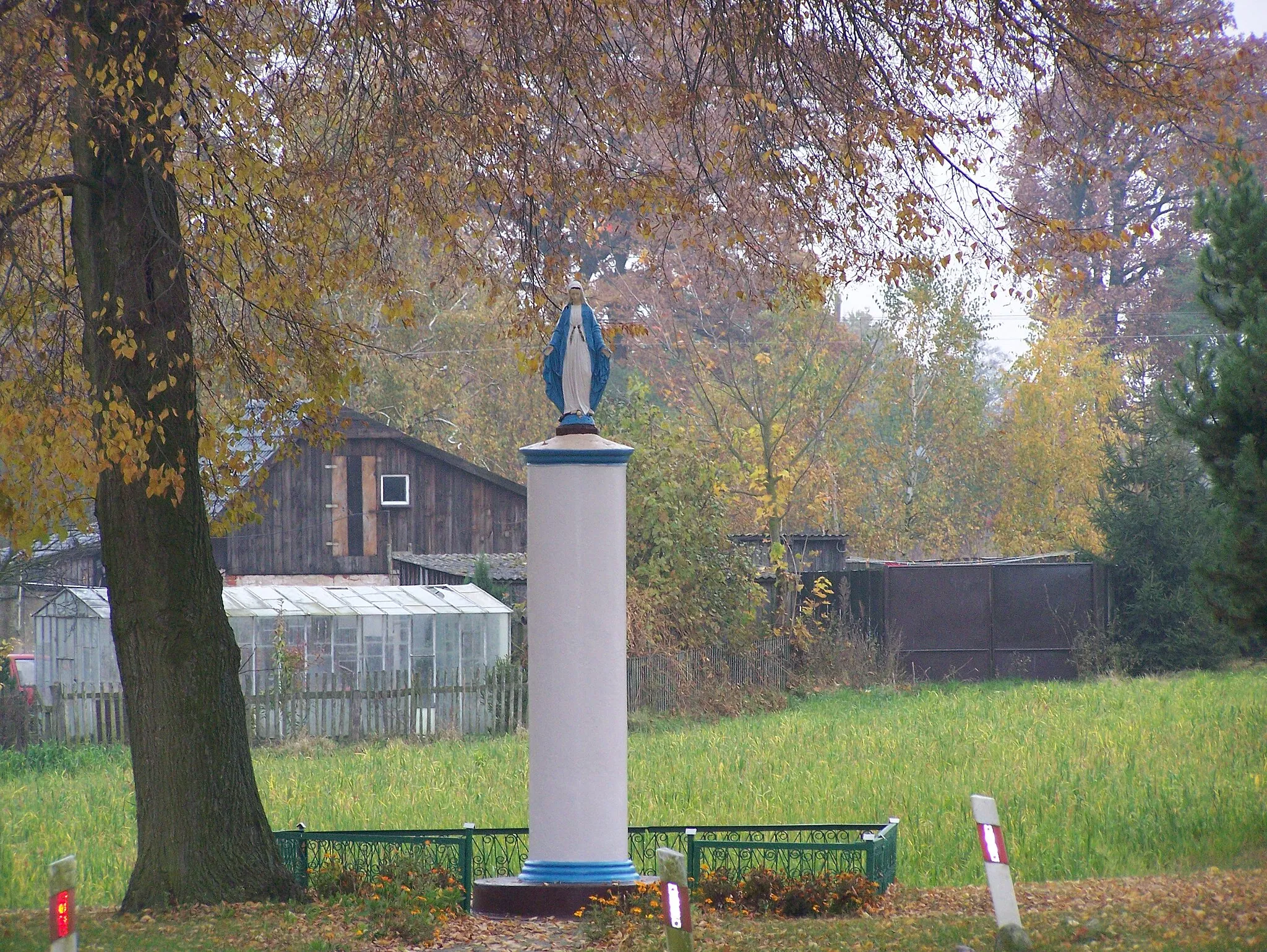Photo showing: Gołaszewo - crossing