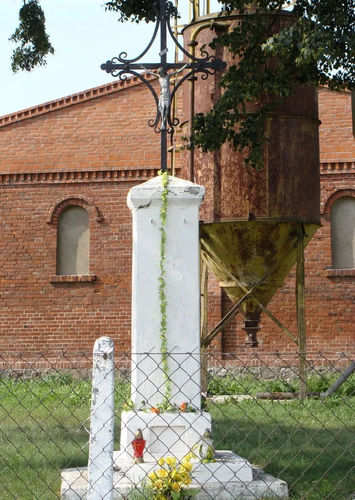 Photo showing: Barbarki, roadside shrine.