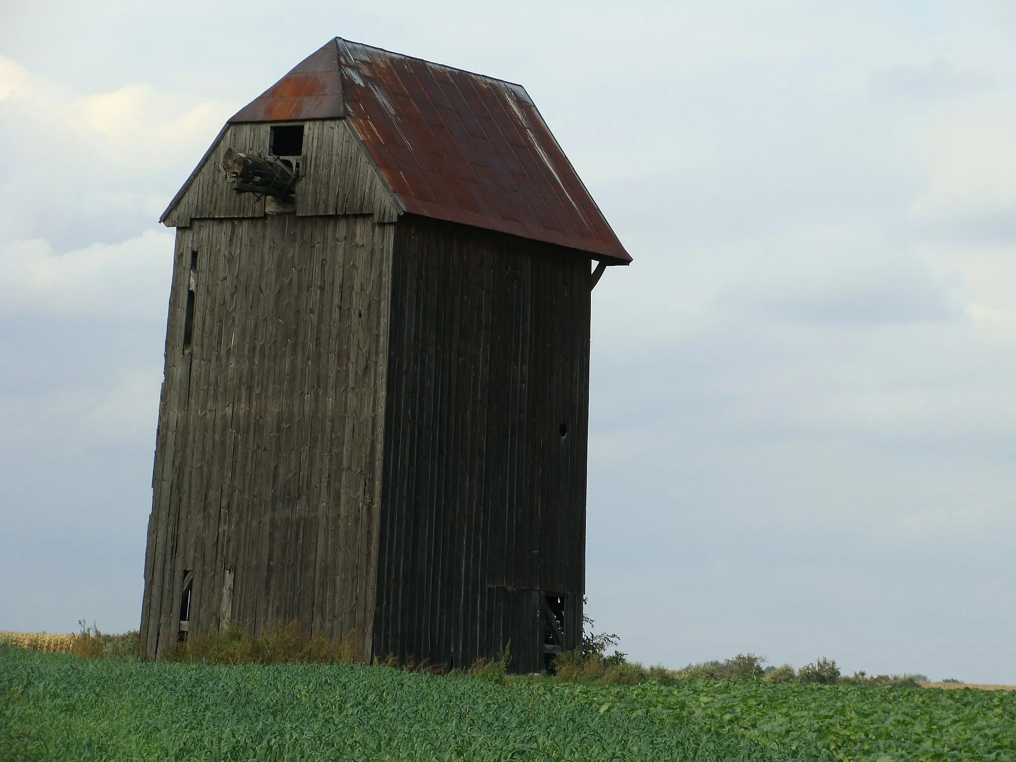 Photo showing: Wiatrak-koźlak w Łubnej-Jarosłaj