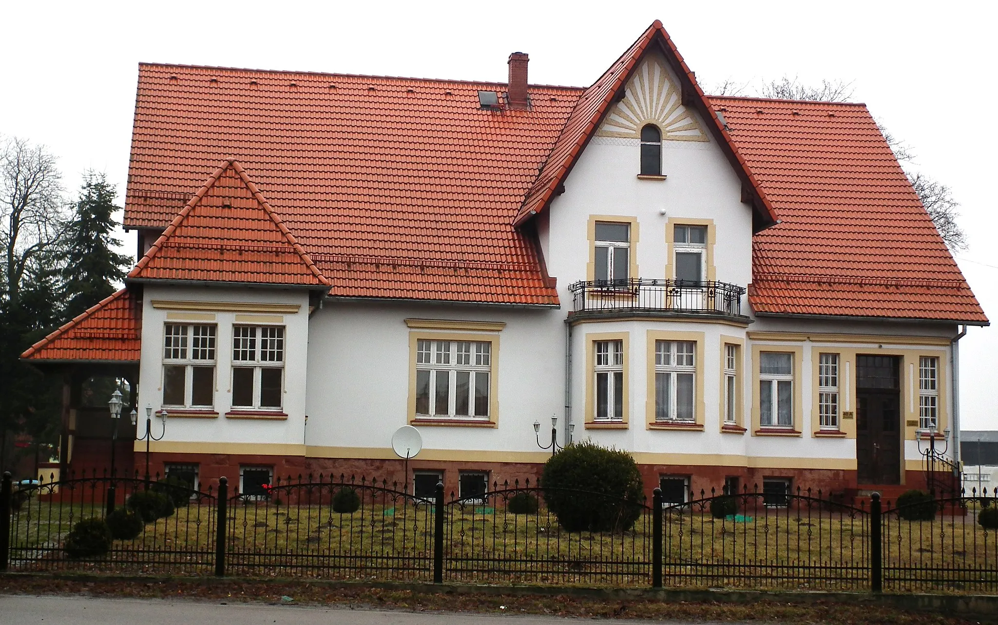 Photo showing: Dwór w Sławianowie.
