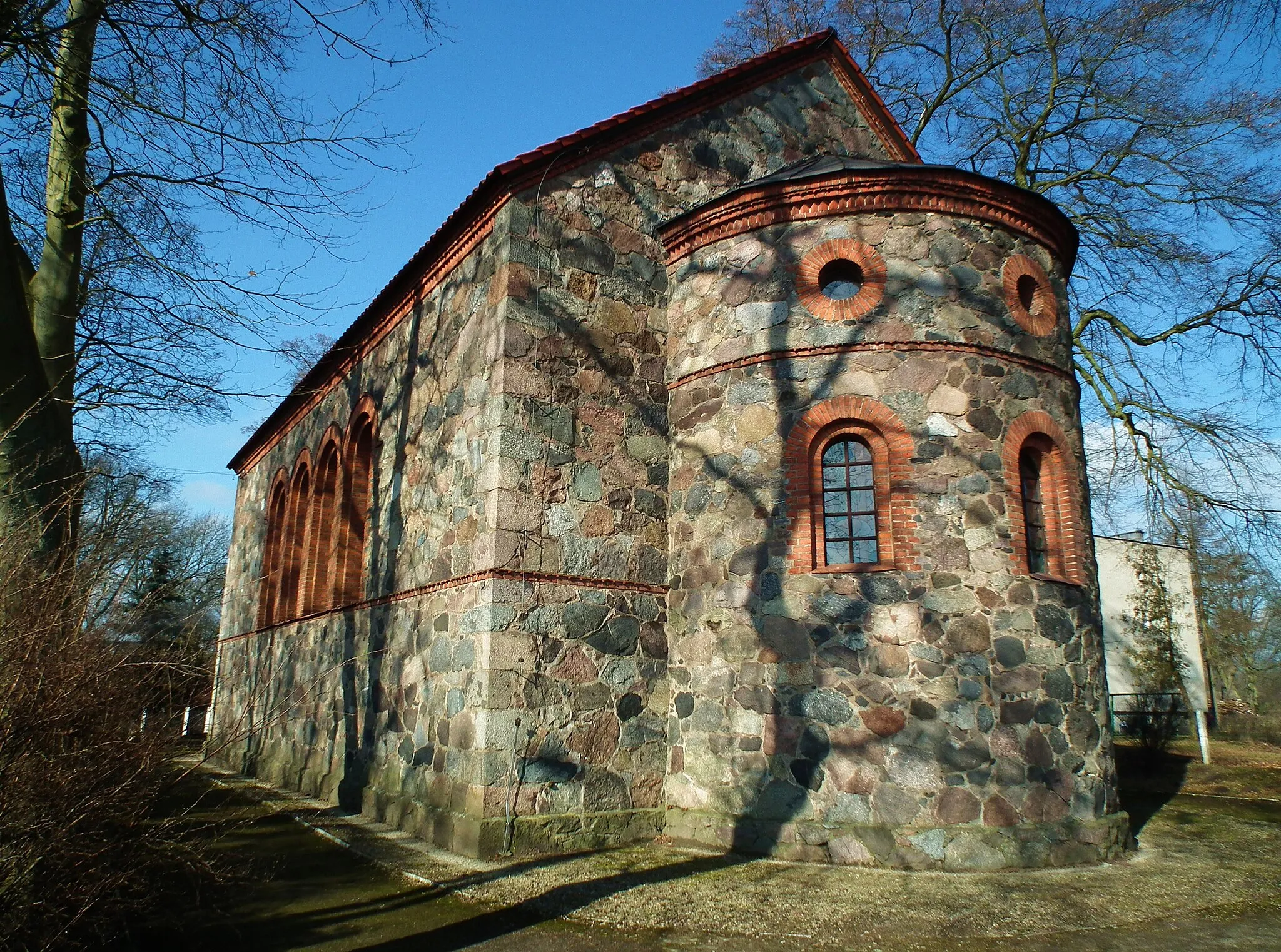 Photo showing: Samborsko - rzymskokatolicki kościół filialny p.w. Przemienienia Pańskiego, neoromański, bud. 1882