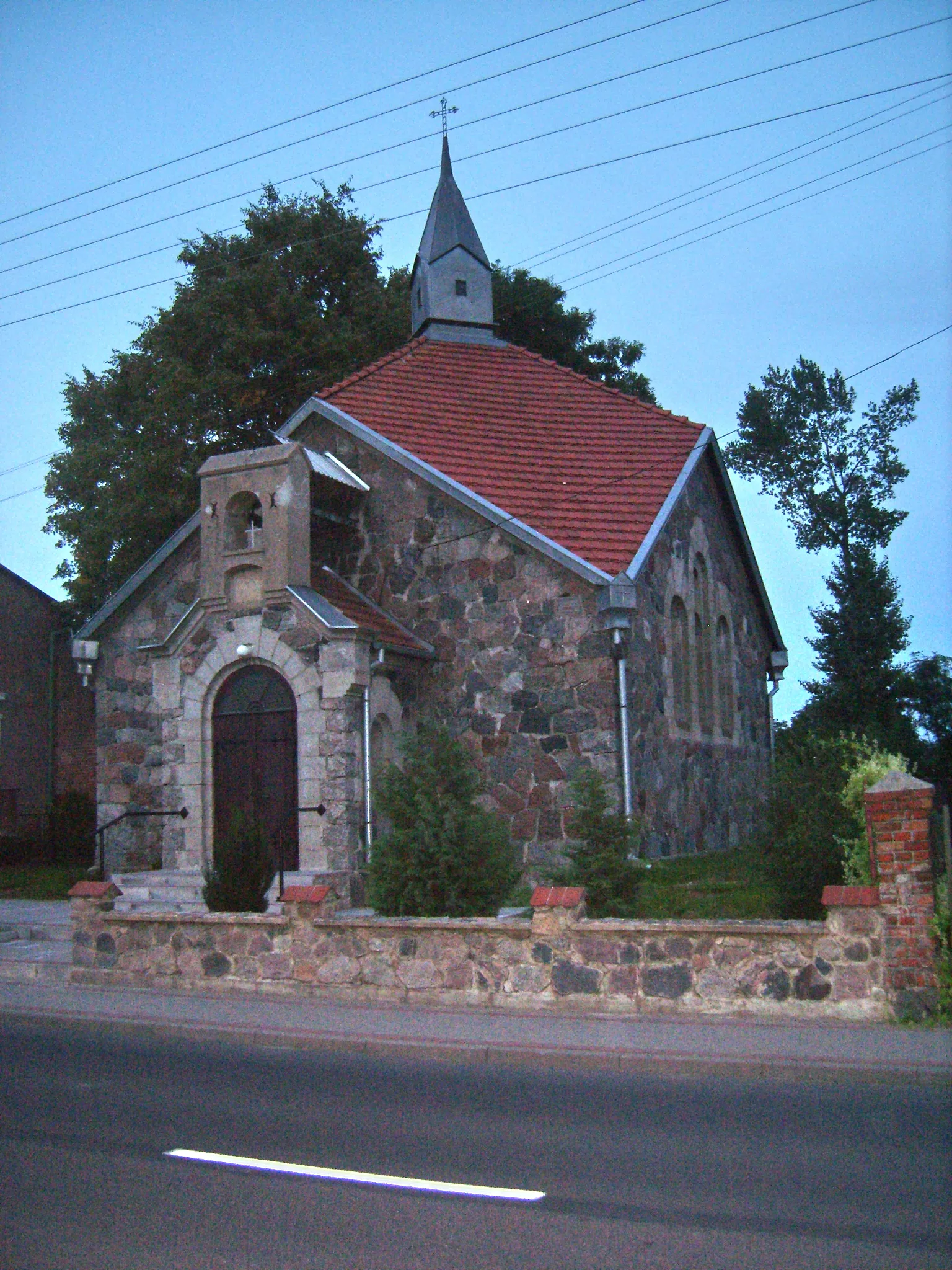 Photo showing: Kirche in Debrzno Wieś.