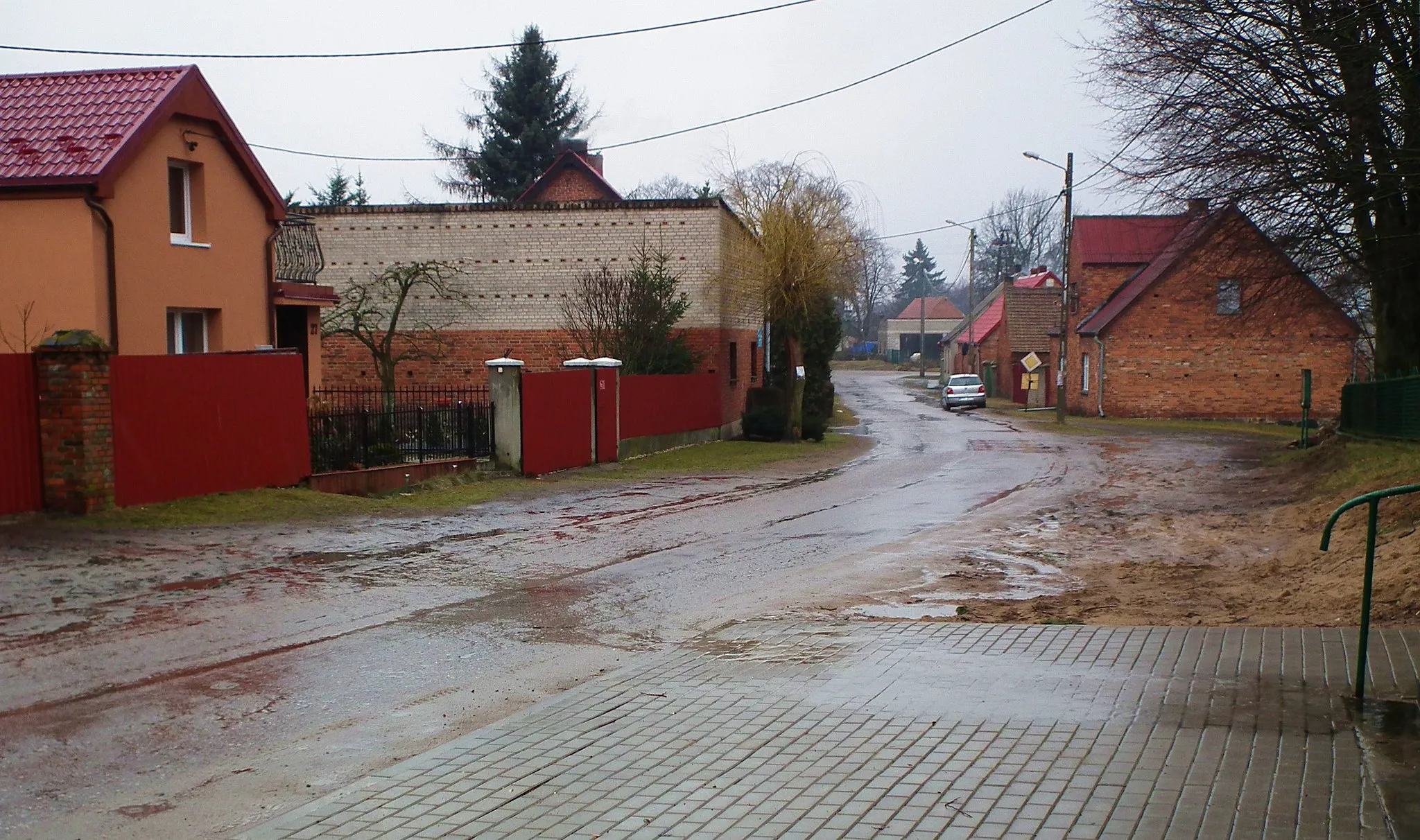 Photo showing: Centrum wsi Bługowo w gm. Złotów.
