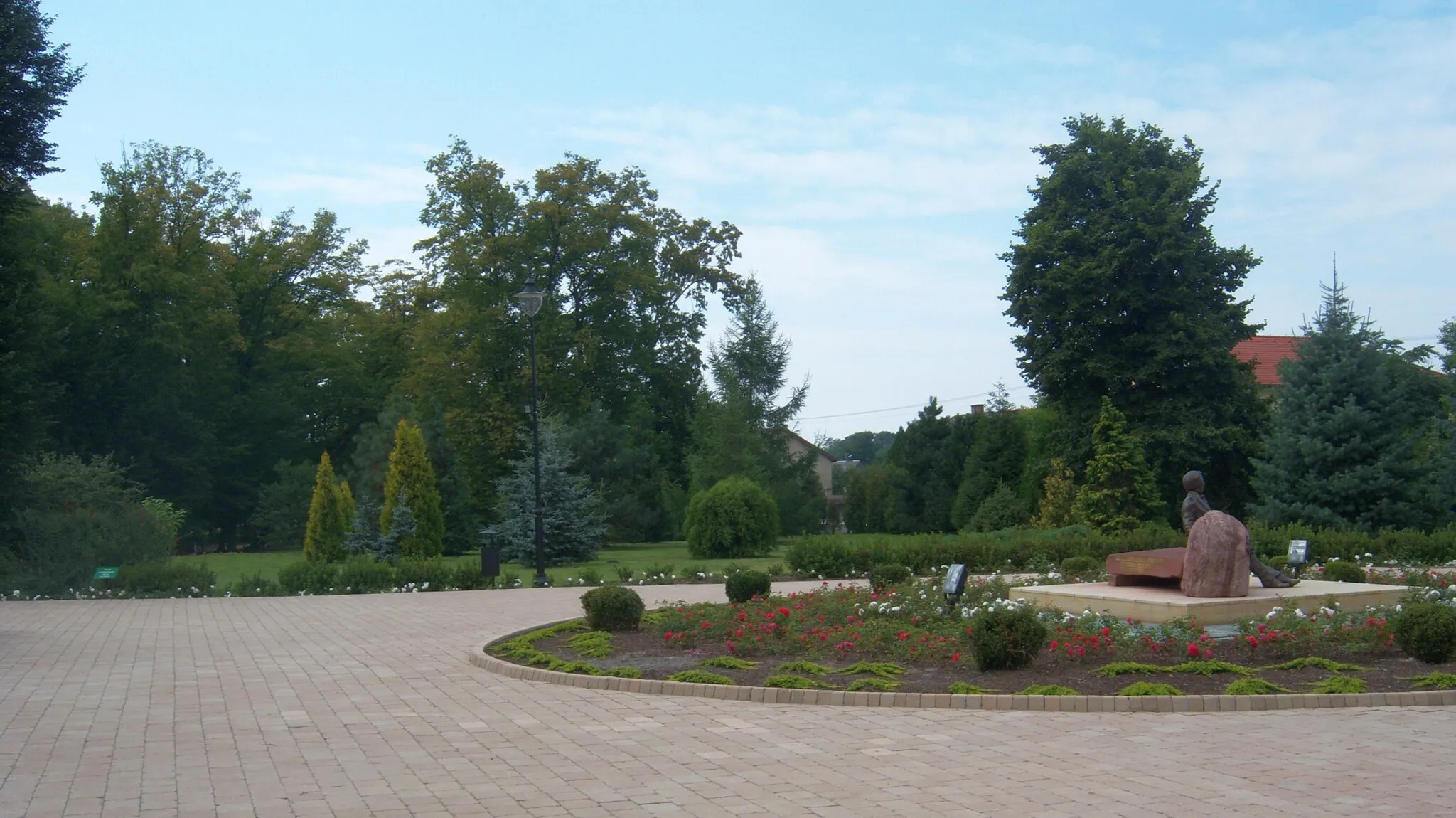Photo showing: Park near Bronikowski's Palace in Żychlin