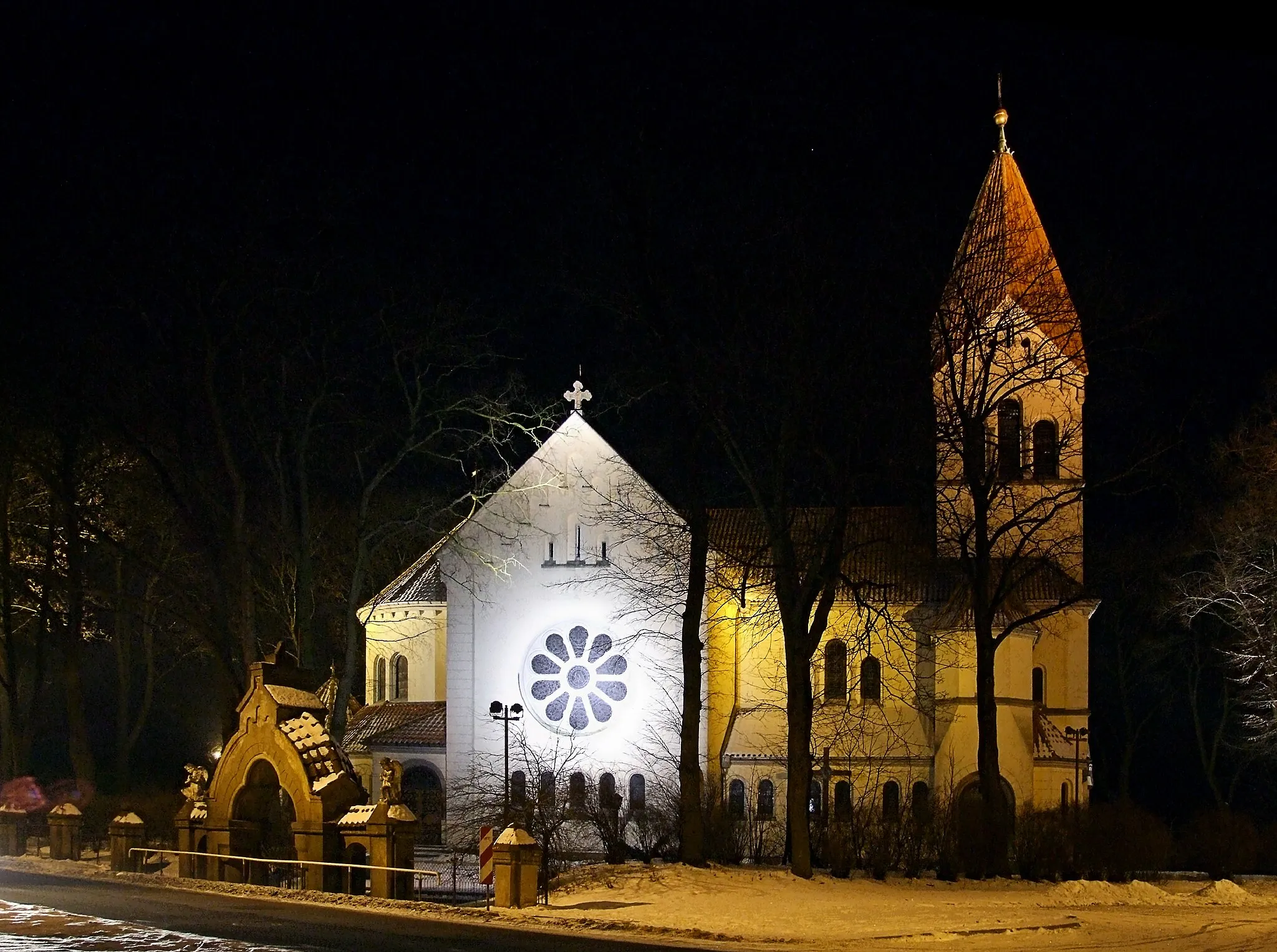 Photo showing: Wiry, parish church (St. Florian)