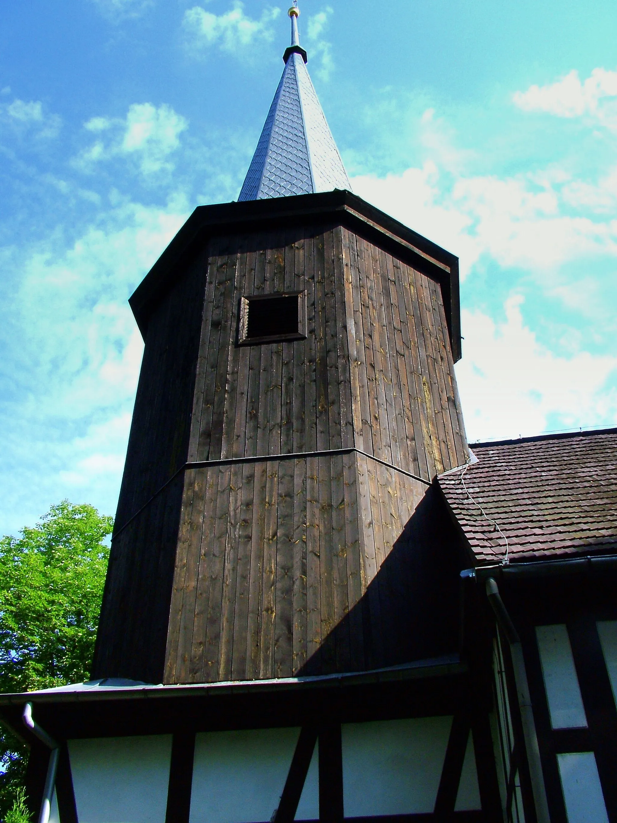 Photo showing: UZARZEWO tudor church