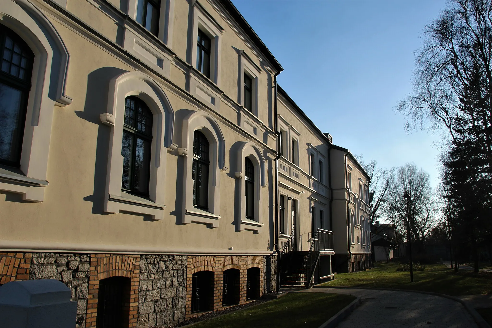 Photo showing: Dwór w miejscowości Skrzynki