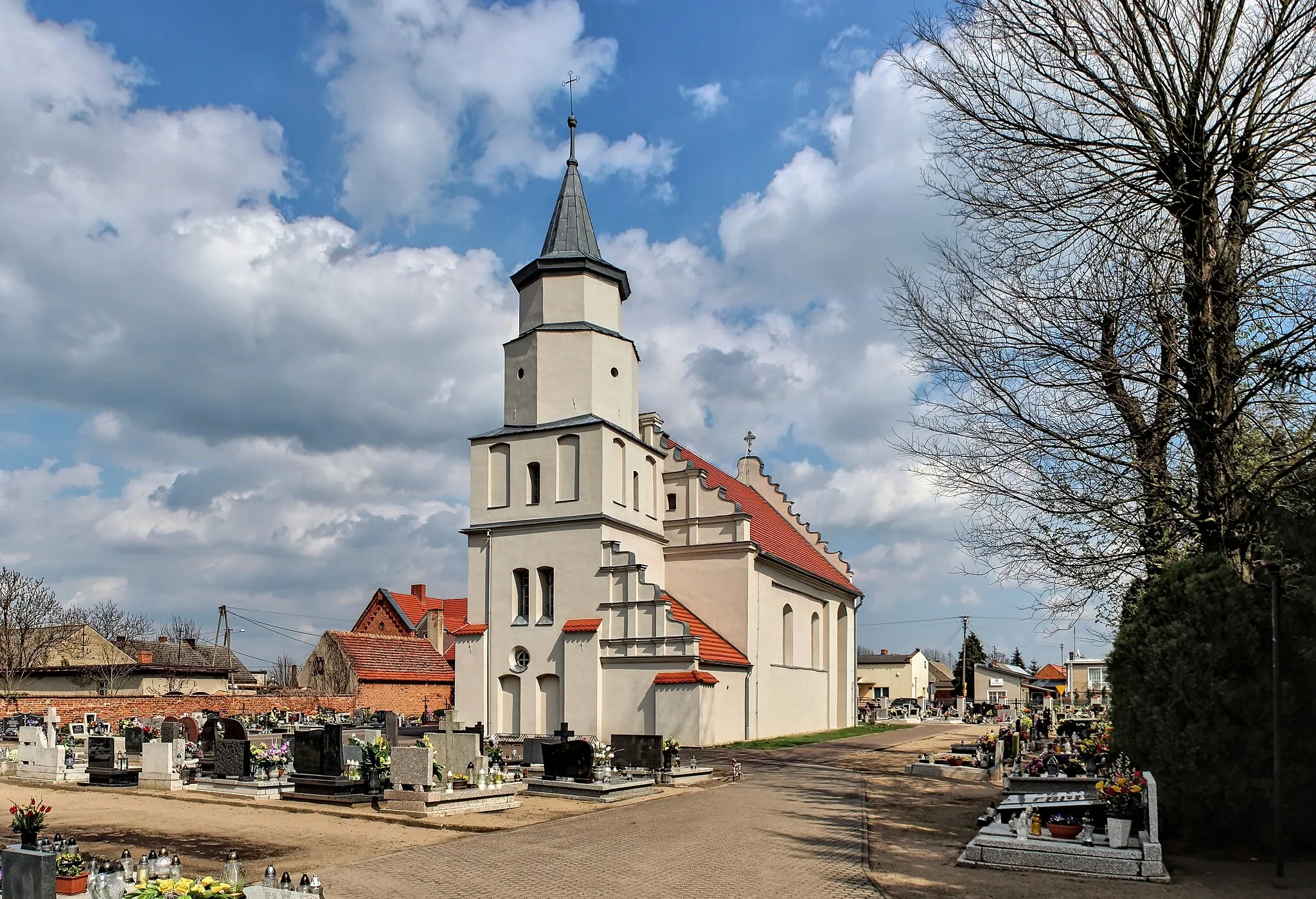 Photo showing: Przemęt, Saints Peter and Paul church in Przemęt