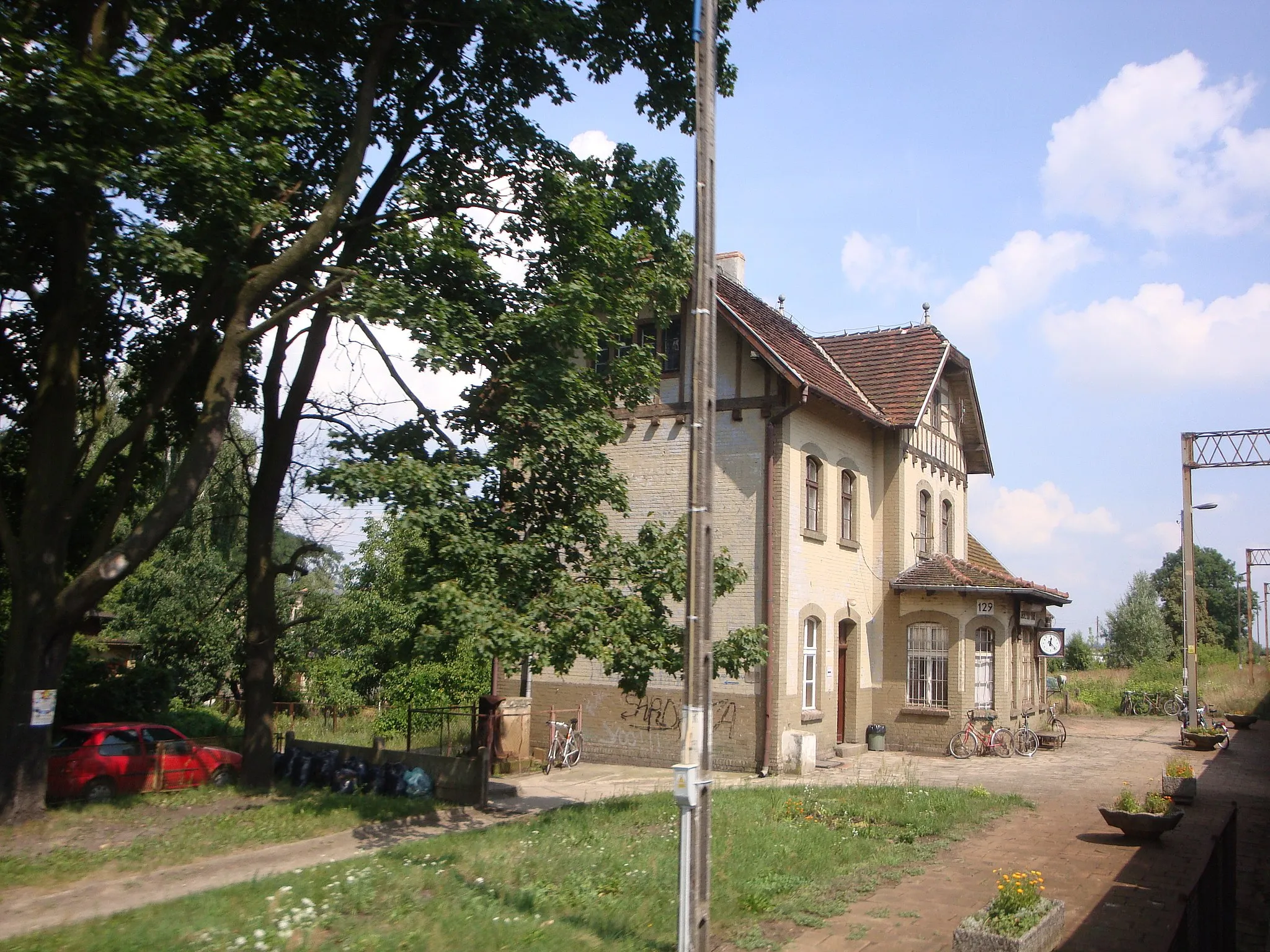 Photo showing: This photo was taken during Railway Wikiexpedition 2013 set up by Wikimedia Polska Association. You can see all photographs in category Wikiekspedycja kolejowa 2013.