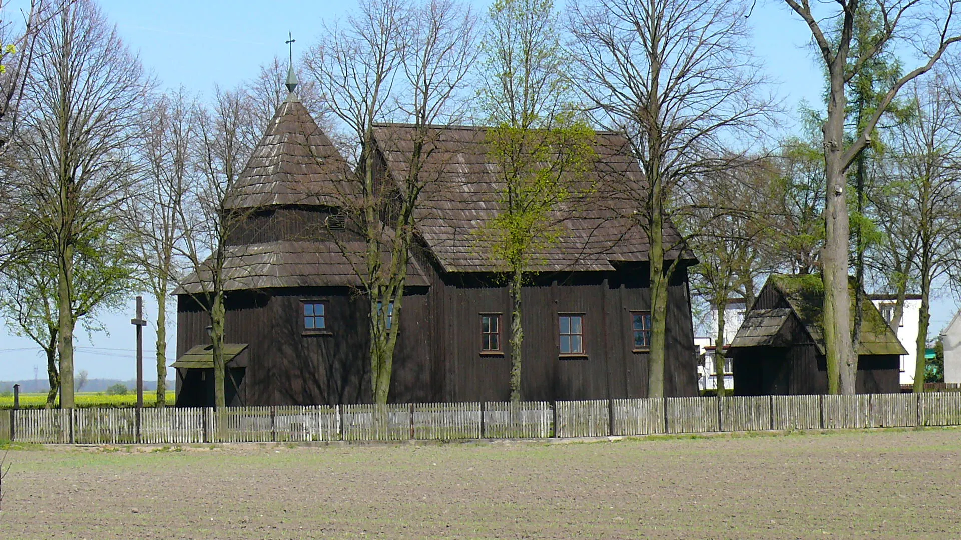 Photo showing: Kościół pw. św. Andrzeja Apostoła