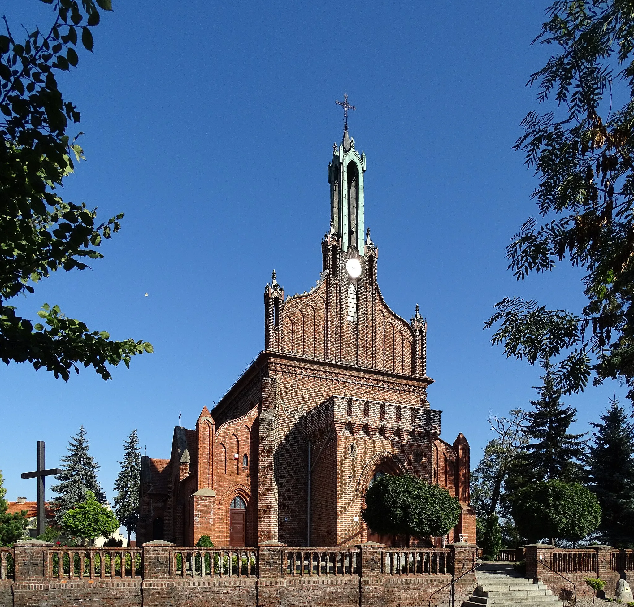 Photo showing: Miłosław, Greater Poland, church of Saint James from 1620.