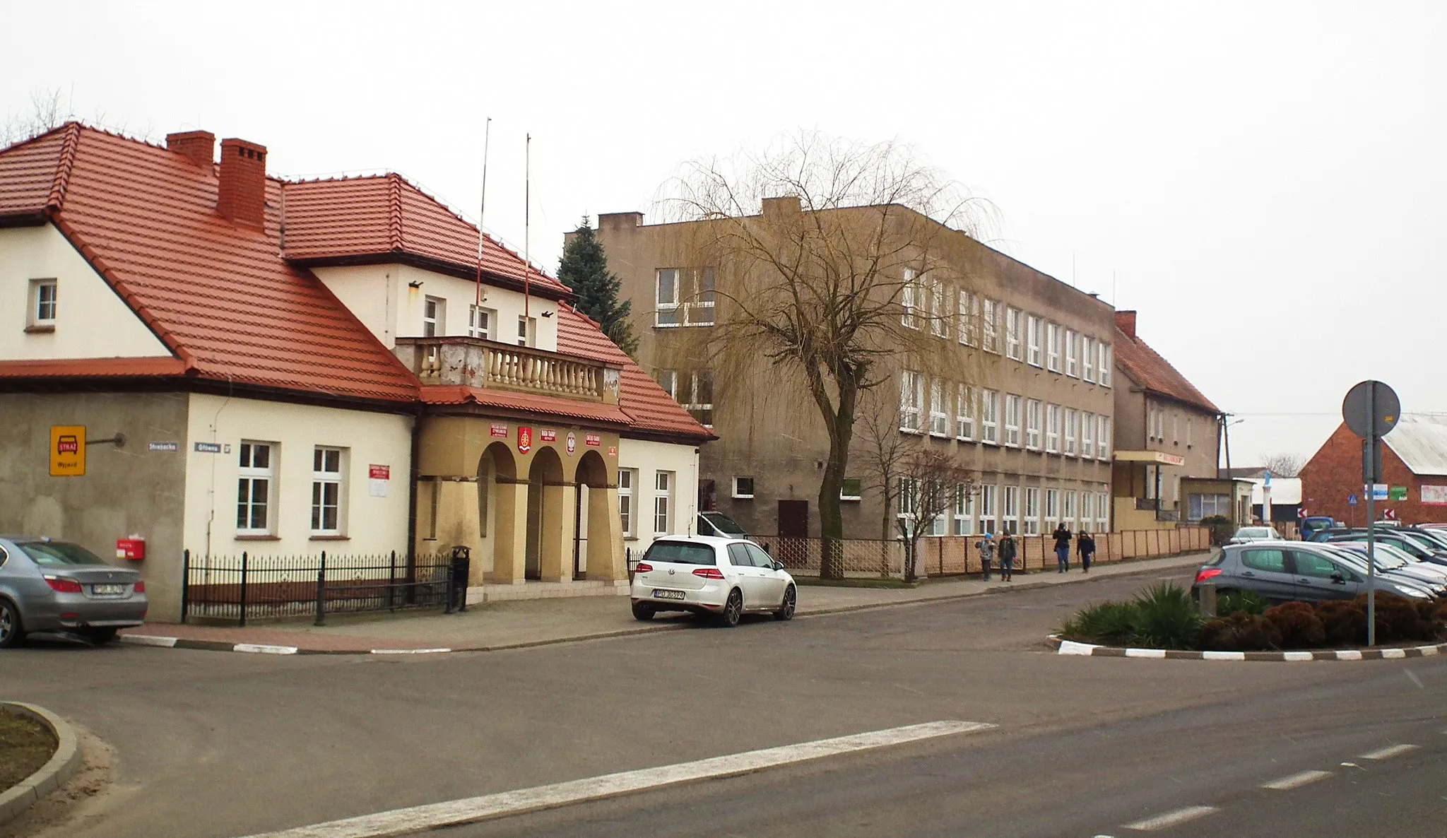 Photo showing: Krzykosy - wieś gminna. Centrum wsi.