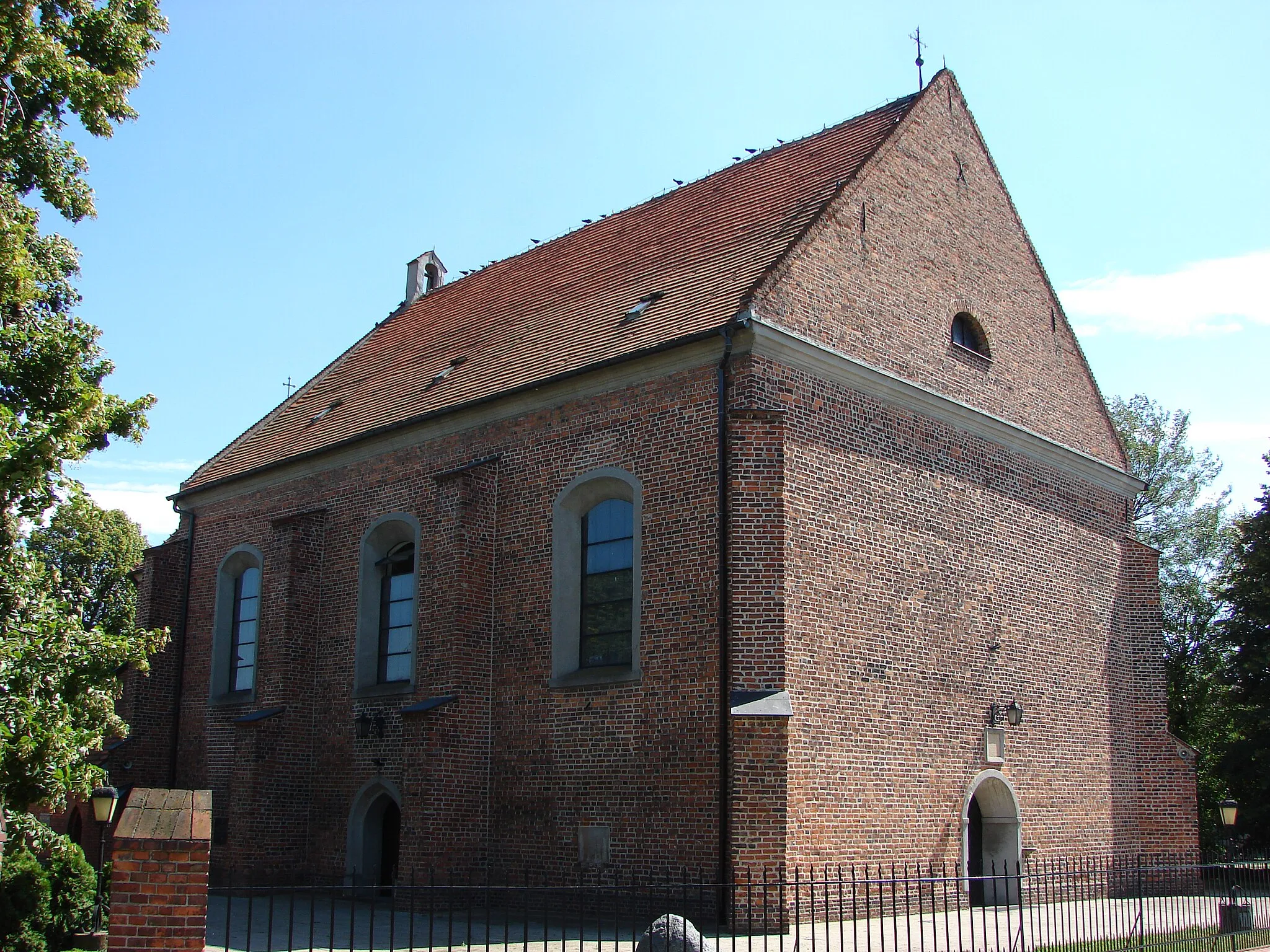 Photo showing: Kostrzyn, Greater Poland Voivodeship, church of Saints Peter and Paul, XVI c.