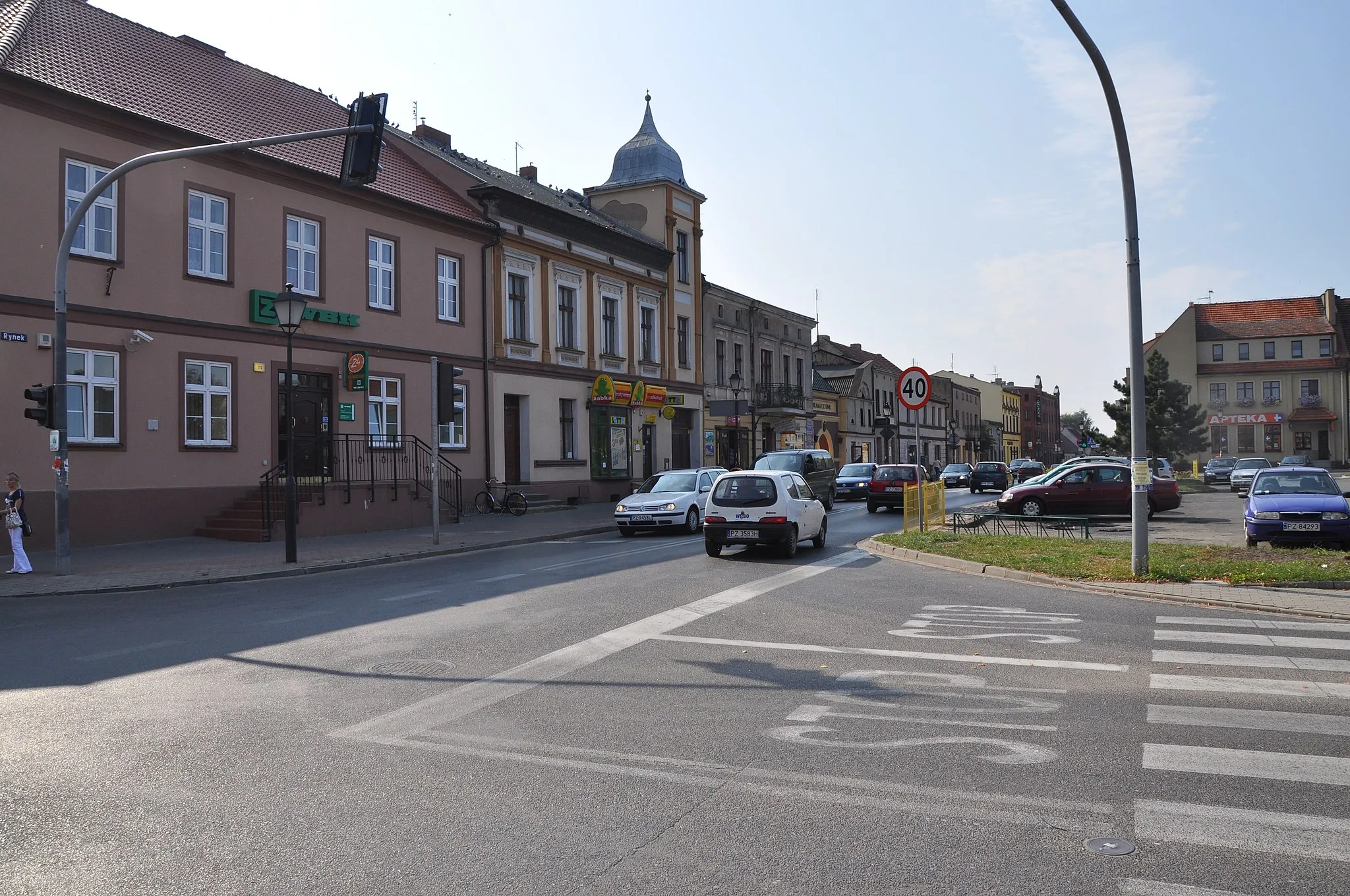 Photo showing: Pierzeja południowa rynku w Kostrzynie