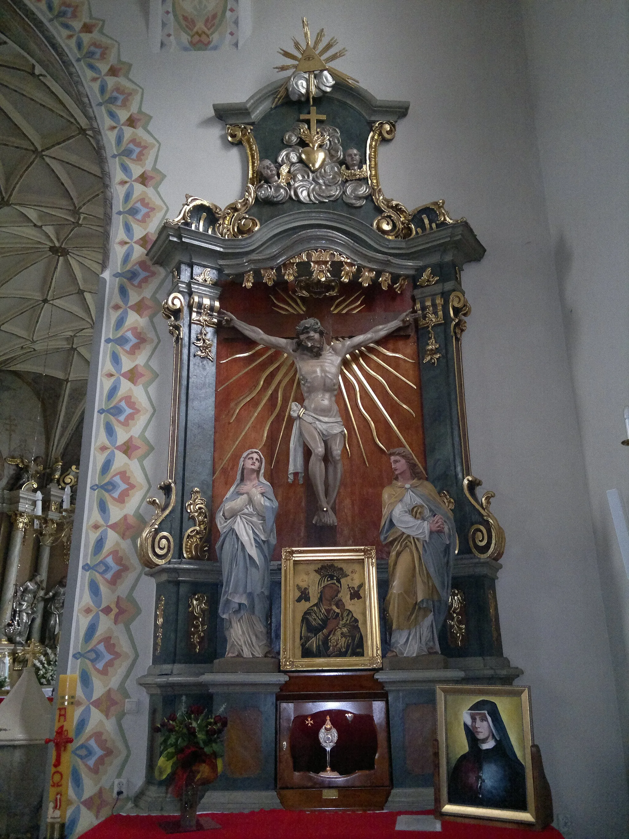 Photo showing: Ołtarz boczny w kościele świętych Apostołów Piotra i Pawła w Kostrzynie