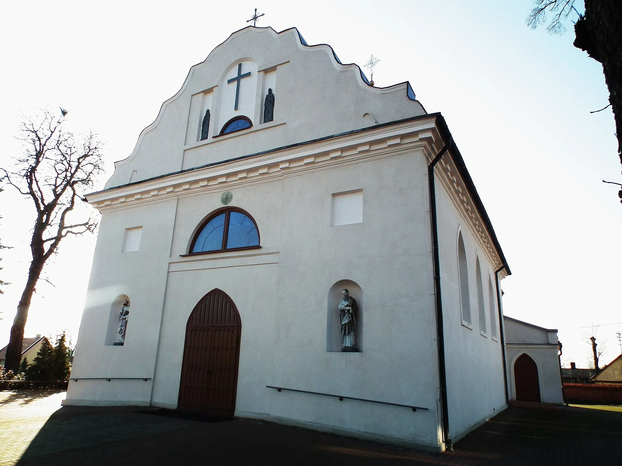 Photo showing: Kościół św. Mikołaja w Dąbiu nad Nerem.