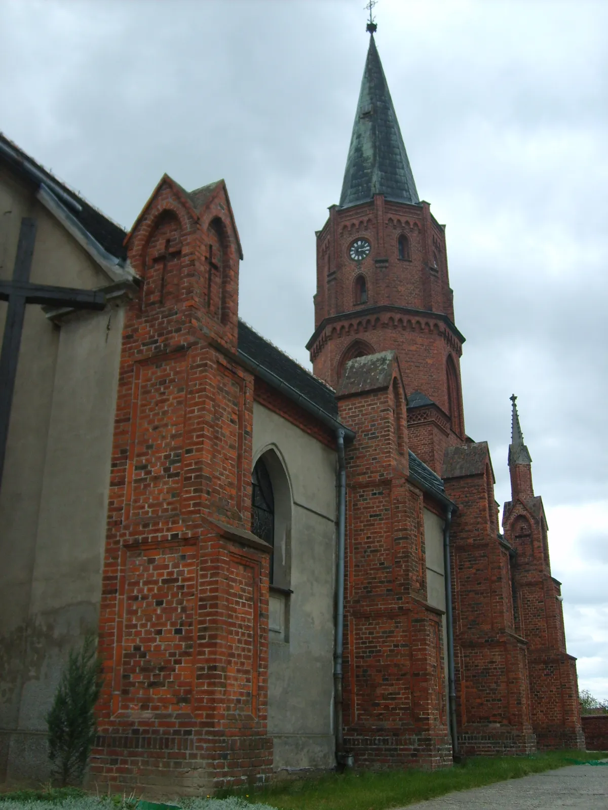 Photo showing: St. Michael Archangel Roman-Katolic Church in village Chwałkowo Kościelne in Poland, in Greater Poland Voivodeship