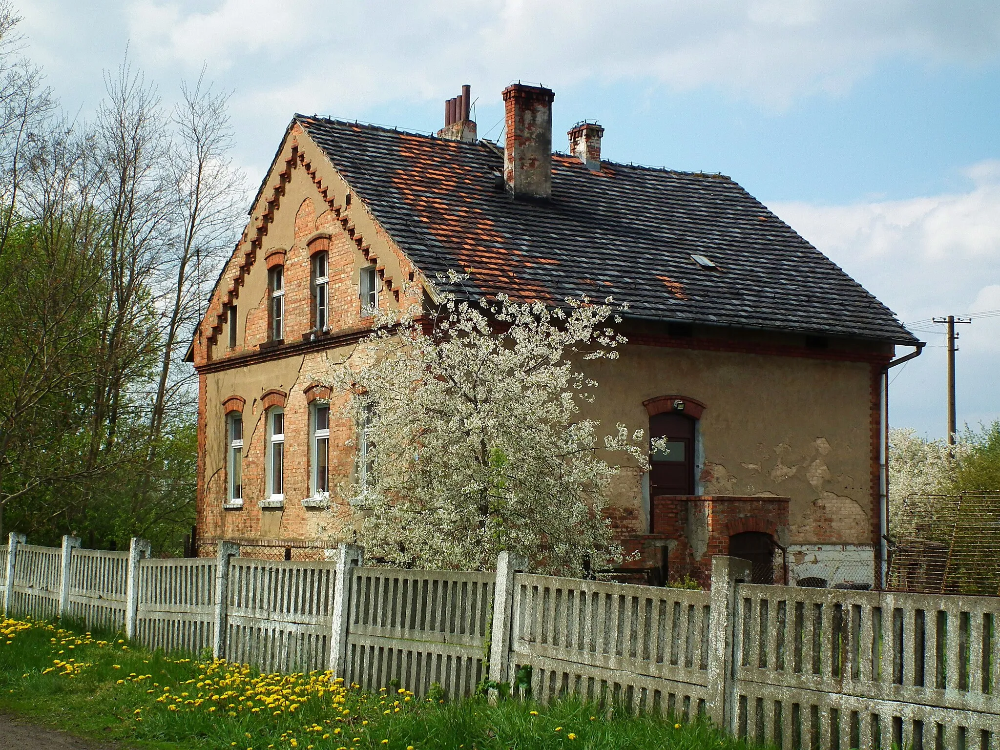 Photo showing: Stacja kolejowa Książ Wielkopolski.