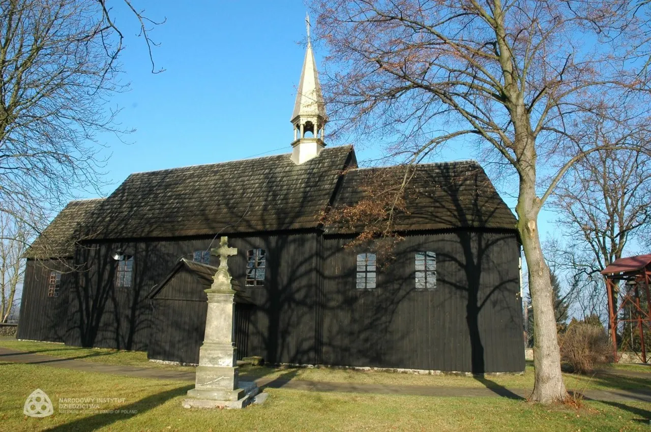 Photo showing: St Michael church in Dębno Królewskie