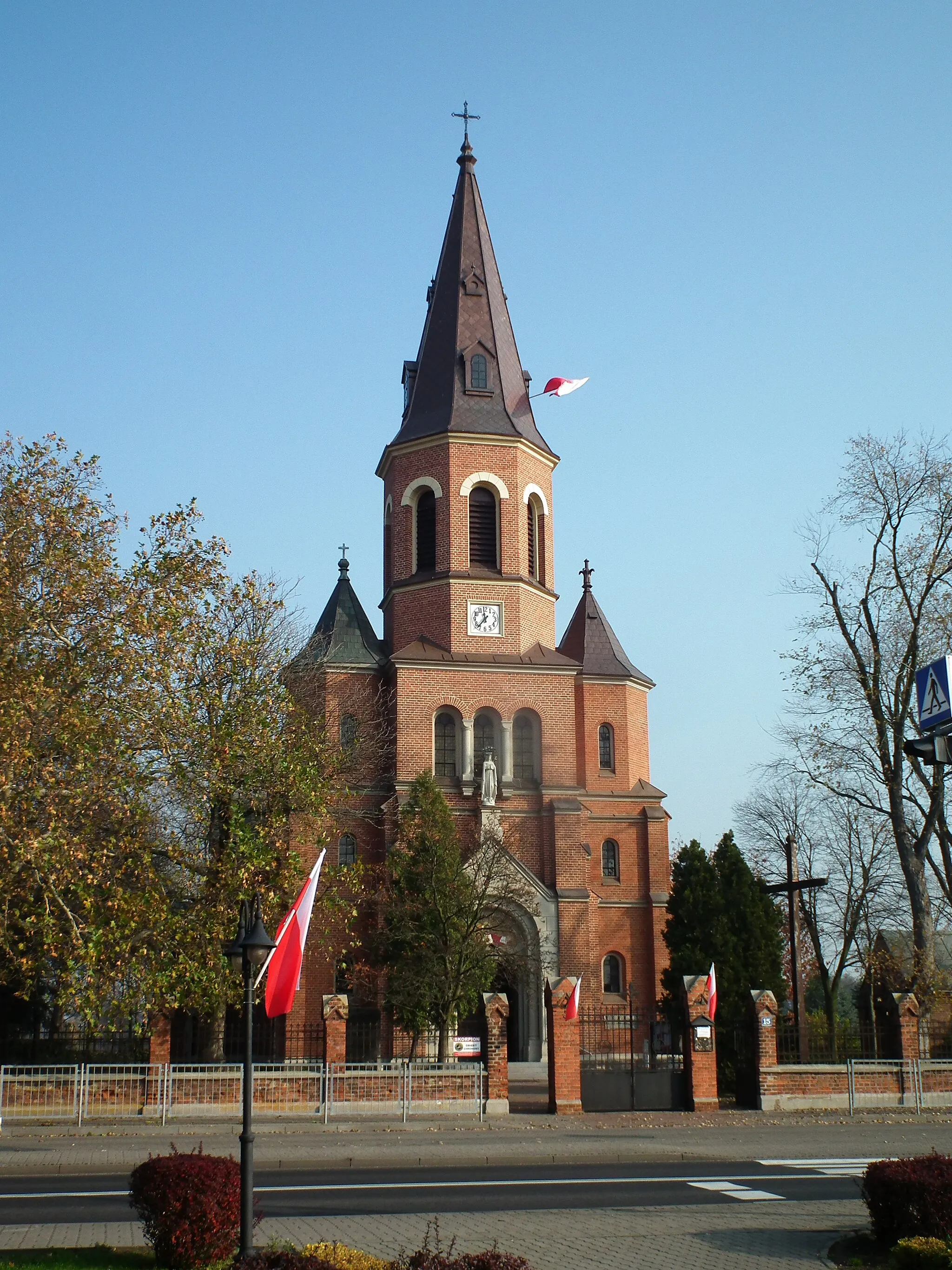 Photo showing: Kościół Najświętszego Serca Pana Jezusa w Lubieniu Kujawskim.
