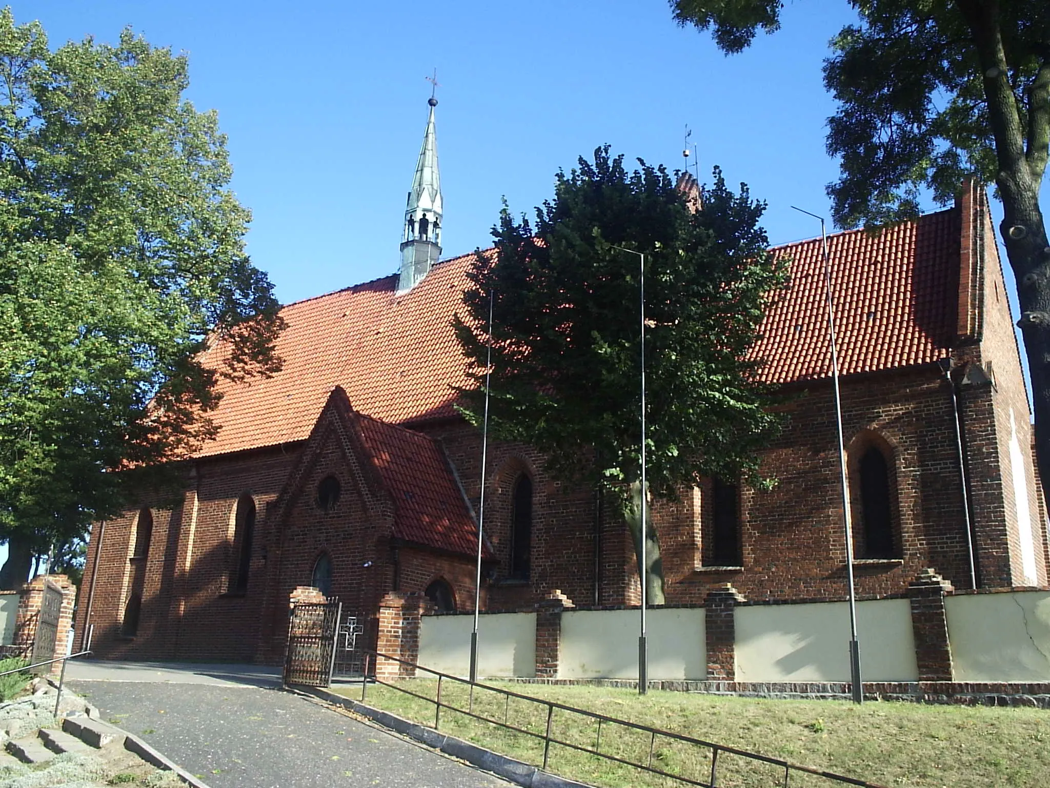 Photo showing: Church in Stary Gostyń, Poland