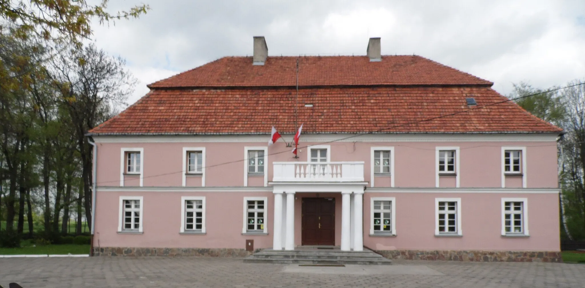 Photo showing: Mansion of the XVIII - XIX century (p. west.) Rojęczyn / gm. Rydzyna / area. Leszno / province. Greater Poland / Poland