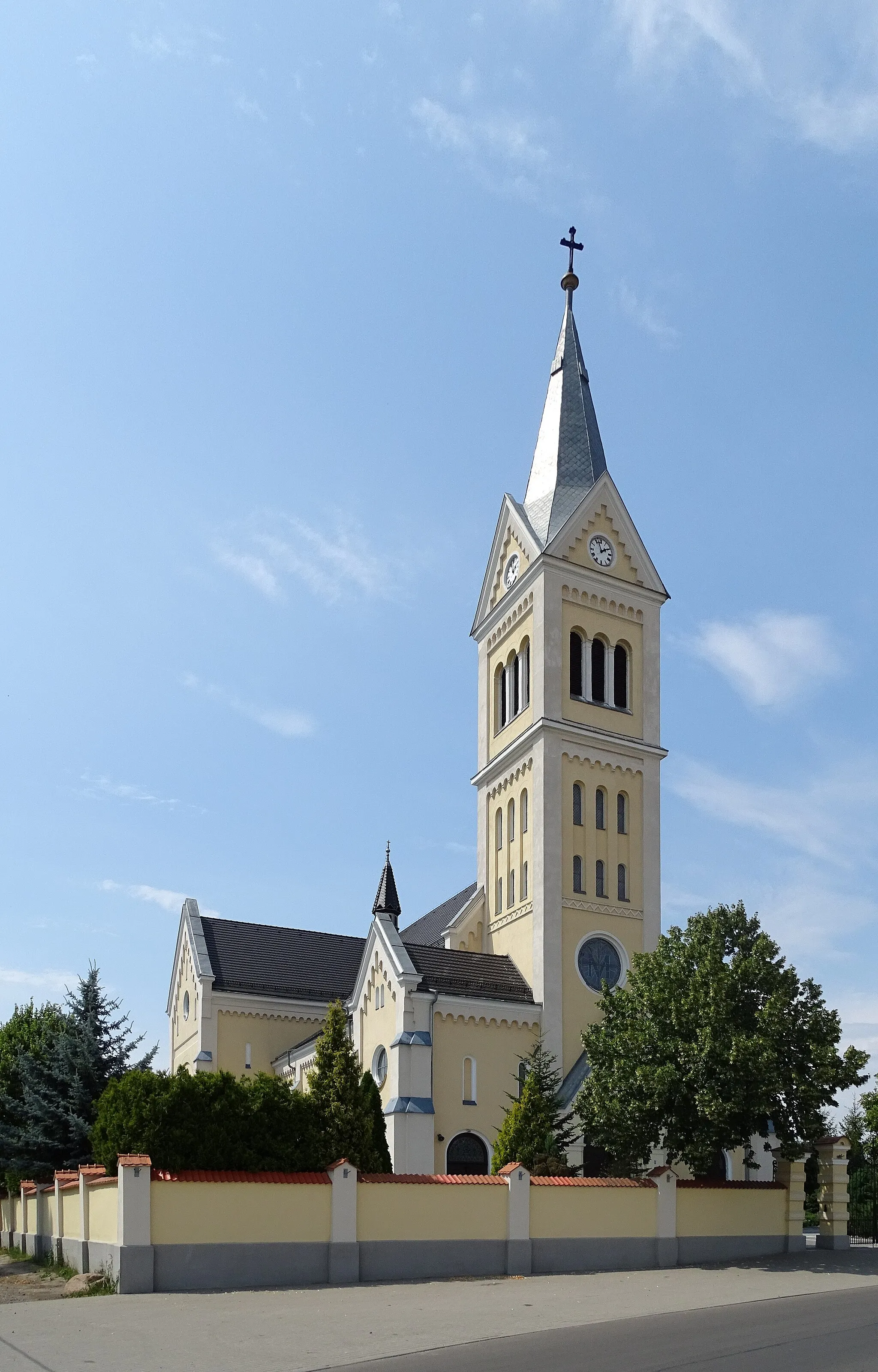 Photo showing: Janków. Zaleśny, Greater Poland. Church of Saint Adalbert completed in 1908.
