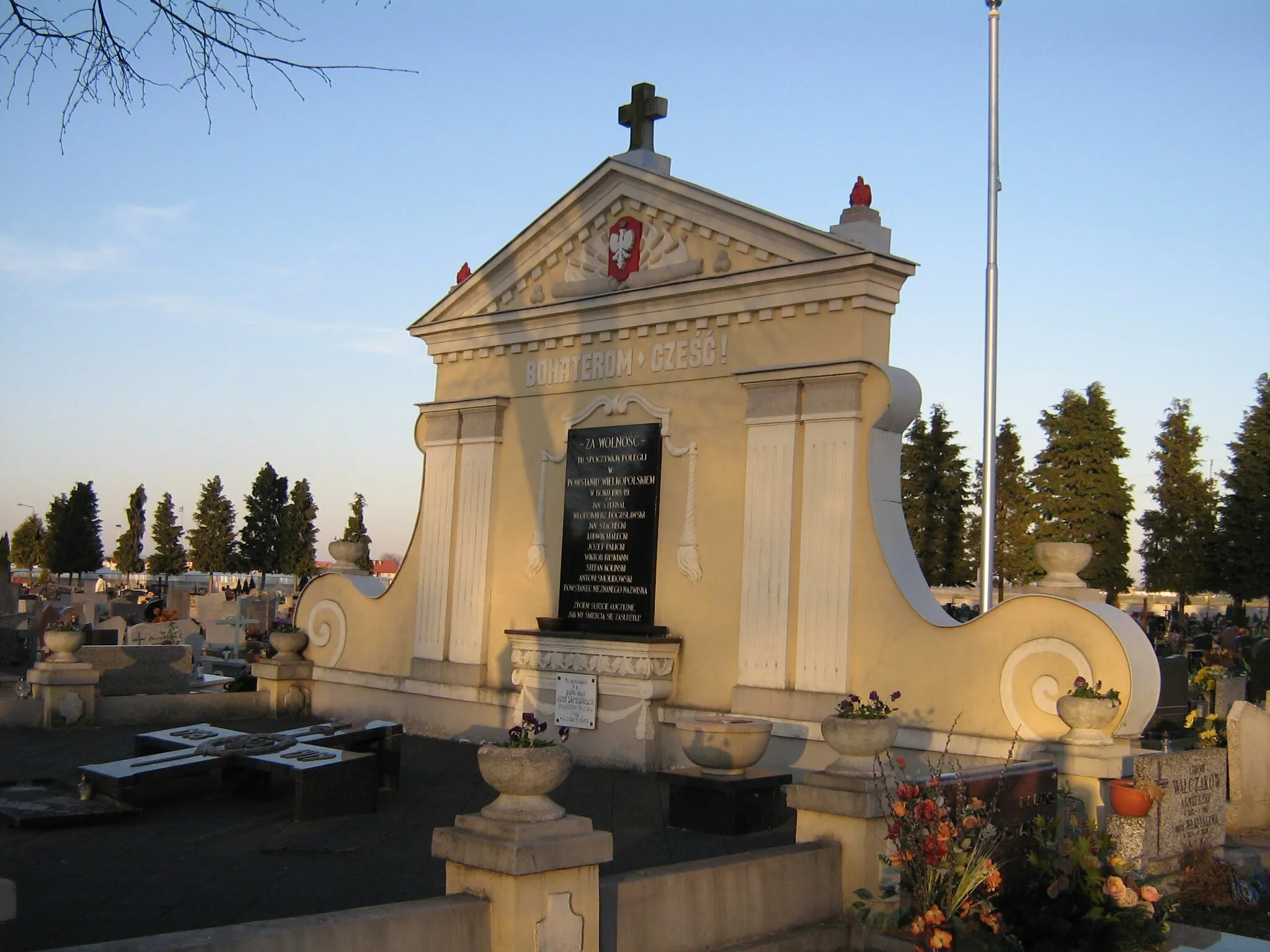 Photo showing: Greater Poland Uprising 1918/1919 - Monument and grave in Grodzisk Wlkp. (Poland)