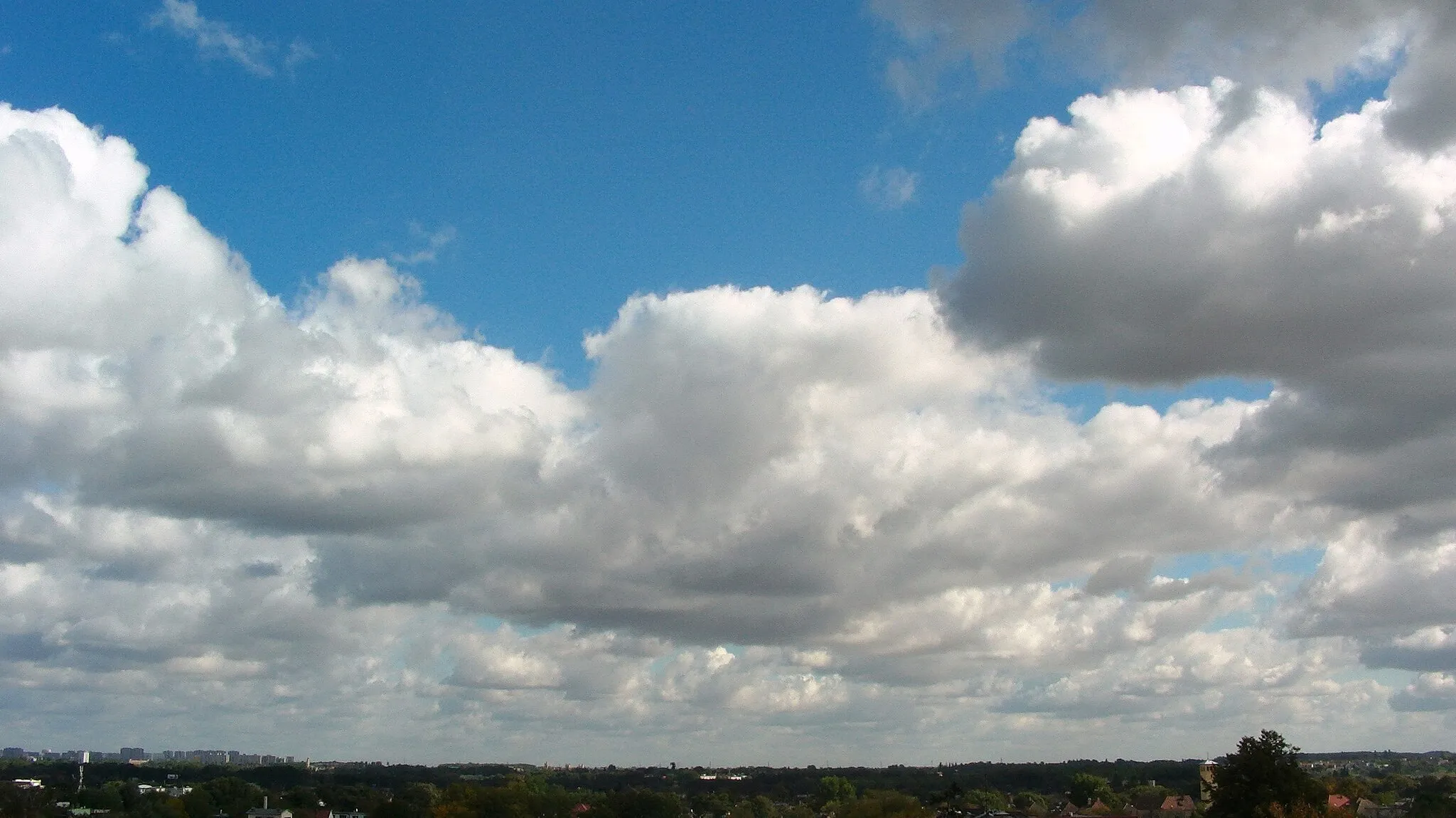 Photo showing: View of my windows on the five floor III