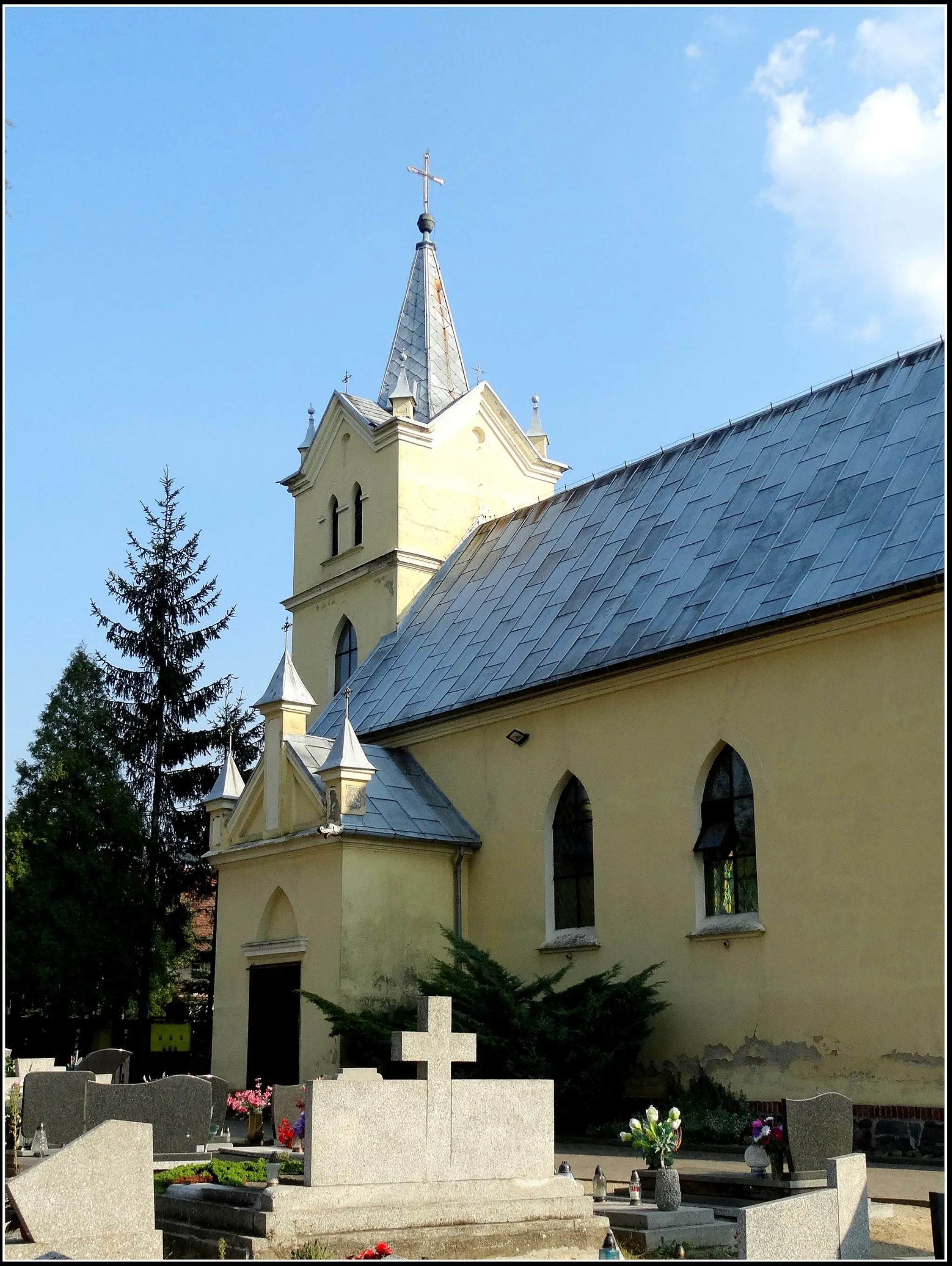 Photo showing: Stare Bojanowo, church couples. P.W. St. Bartholomew, 1849 northern elevation of the porch. / Gm. Śmigiel / pow. kościański / province. Greater