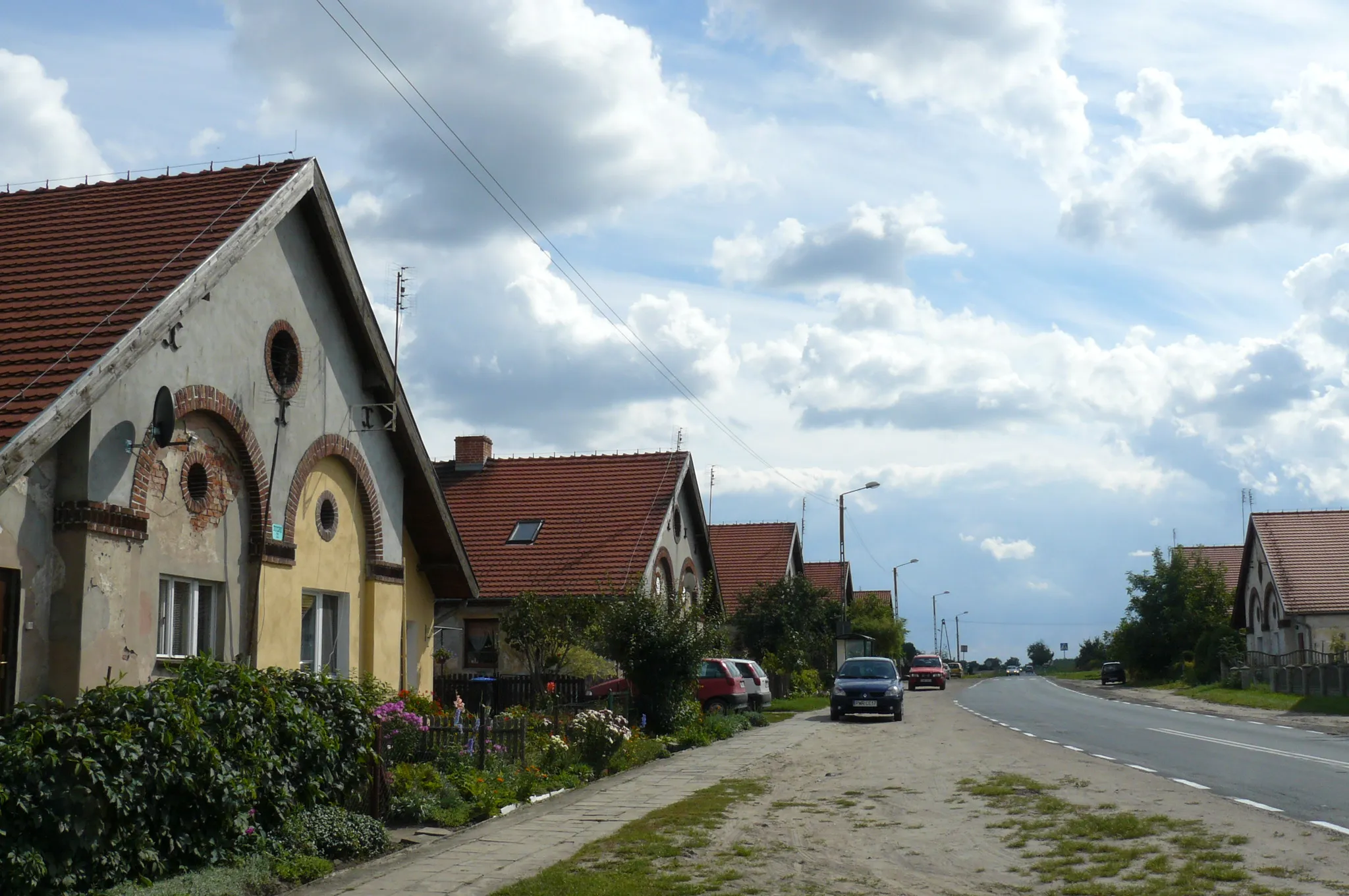 Photo showing: Bugaj, houses.
