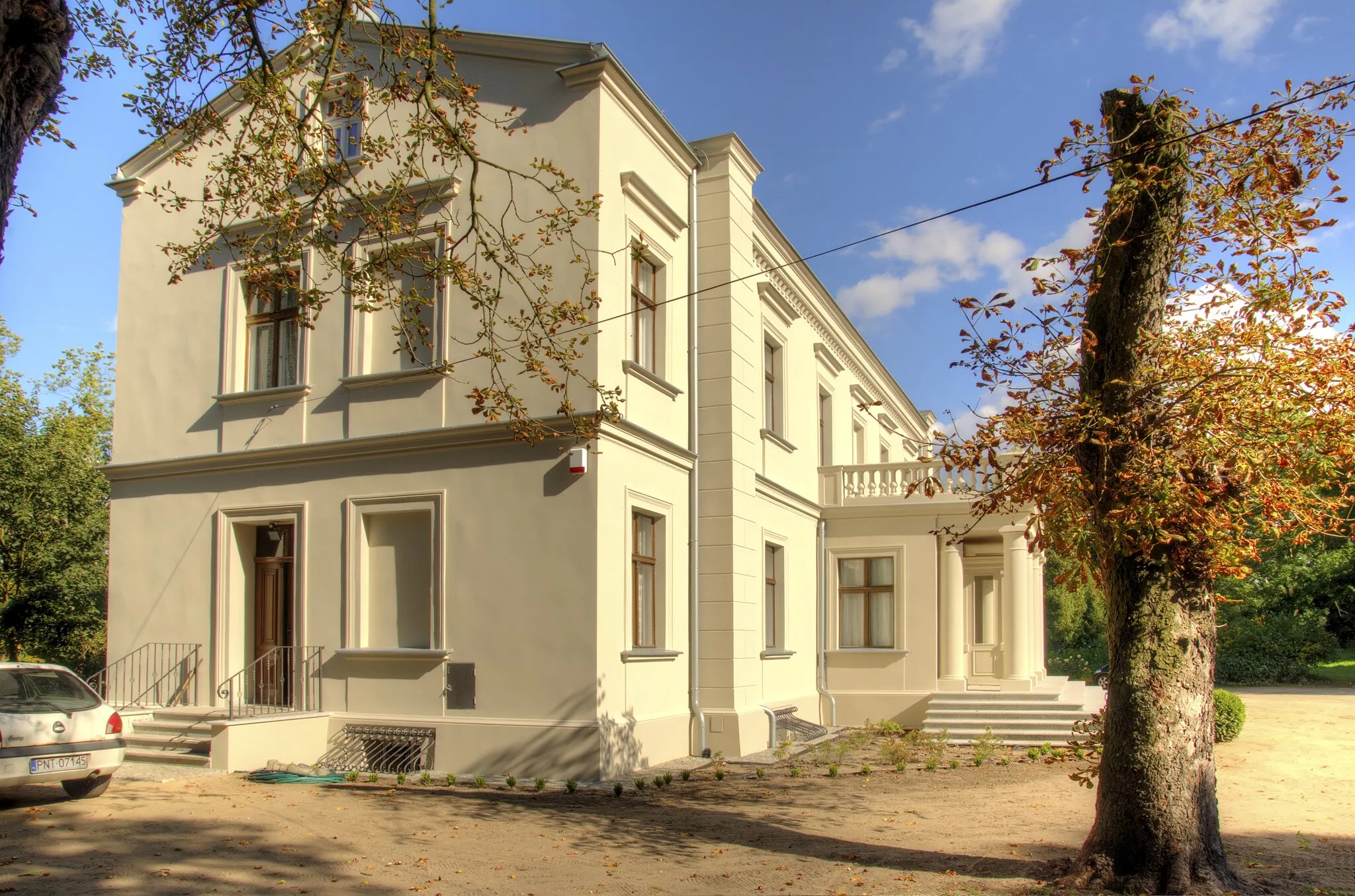 Photo showing: zespół pałacowy z 2. poł. XIX w.: pałac, park
Konin, Lwówek