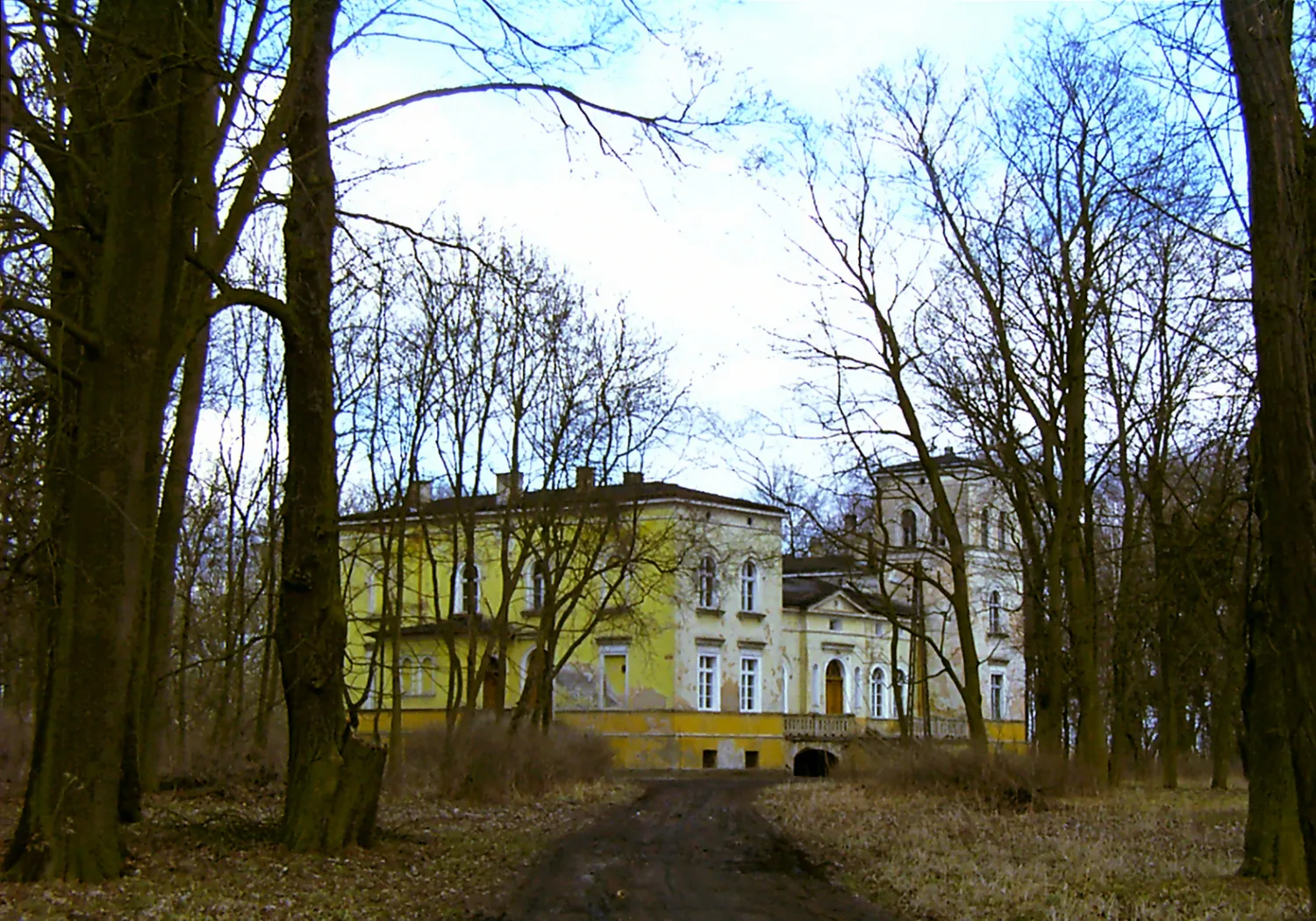 Photo showing: Chłapowo - zespół pałacowy: pałac Rostworowskich z końca XIX w. (zabytek nr 1451/A)