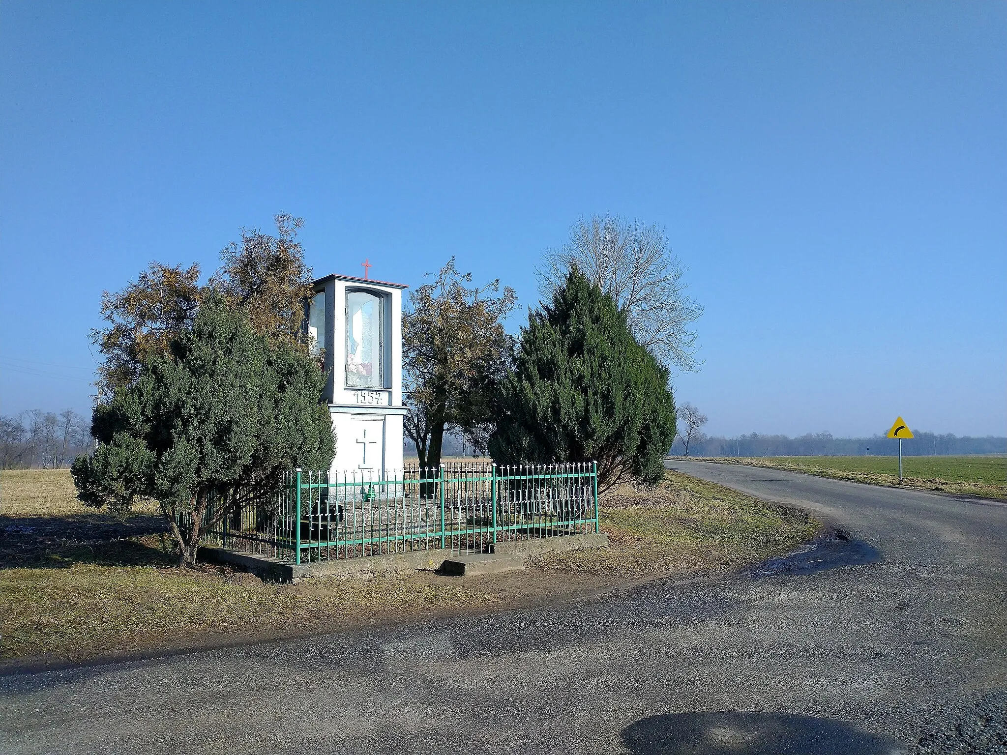 Photo showing: Kapliczka w Gąsiorowie w gm. Nekla.