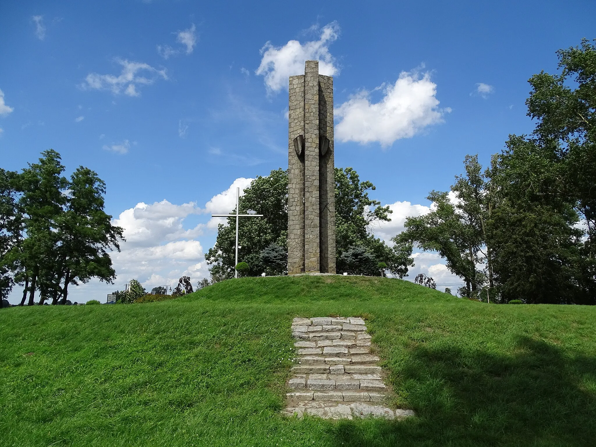 Photo showing: Płowce, Kuyavia, Poland, the monument at the place of the battle.