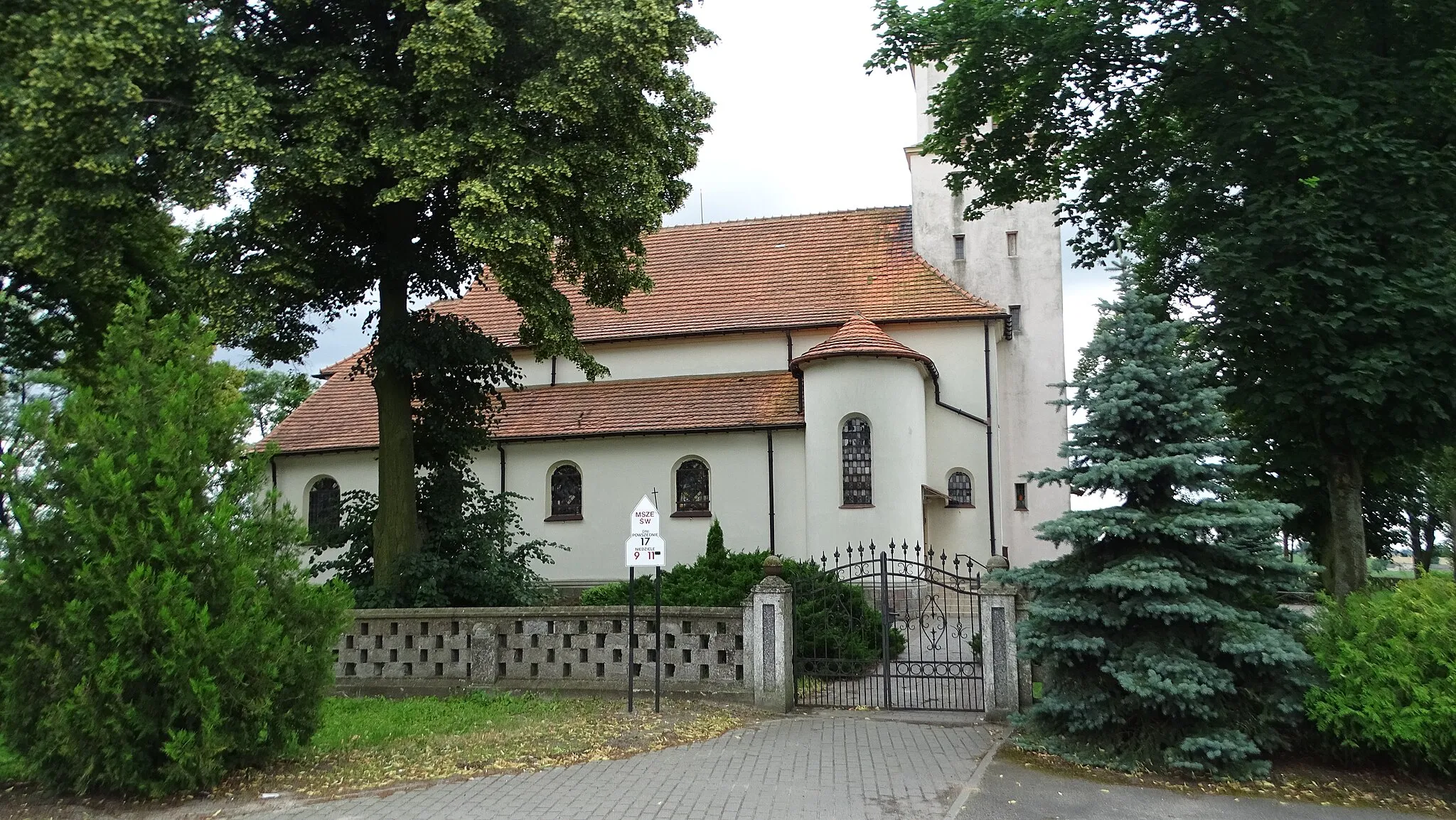 Photo showing: Kościół parafialny św. Wojciecha w Brześciu