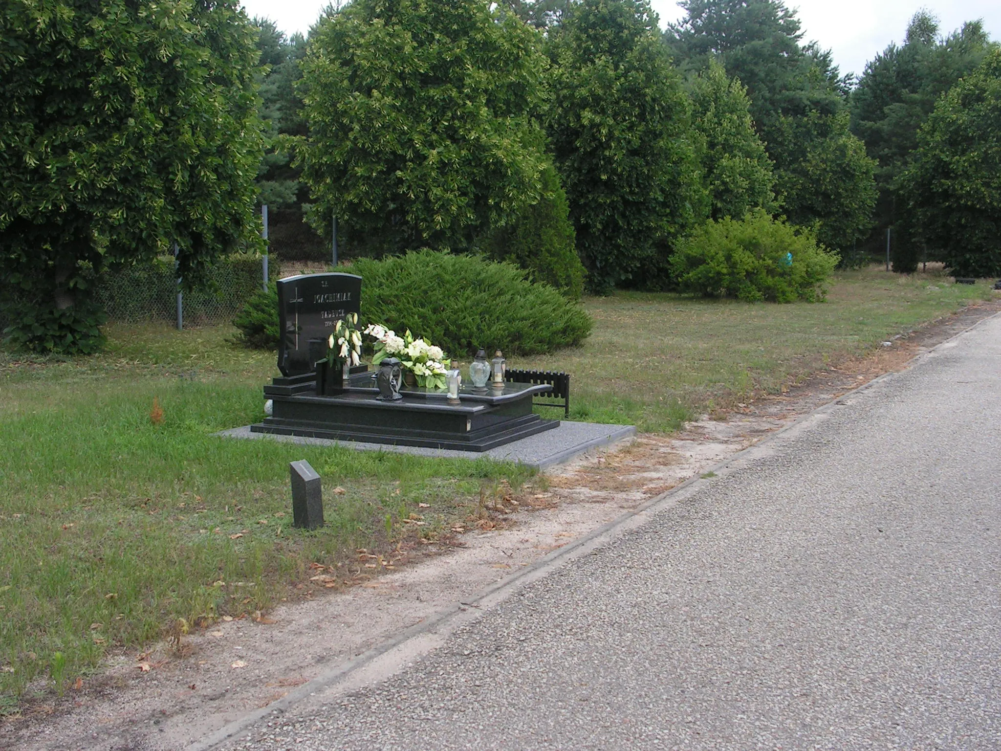 Photo showing: Grave of Tadeusz Joachimiak, mayor of Włocławek on cemetery in Pińczata, quarter 1Z. It is probably a stub of quarter of notable people on this cemetery.