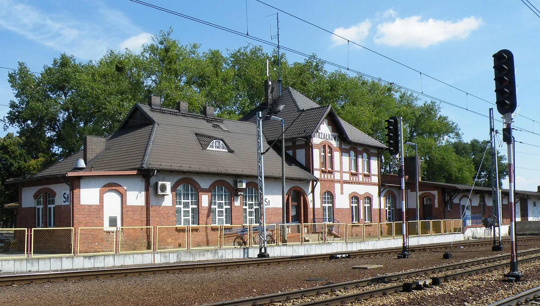 Photo showing: Strzałkowo train station