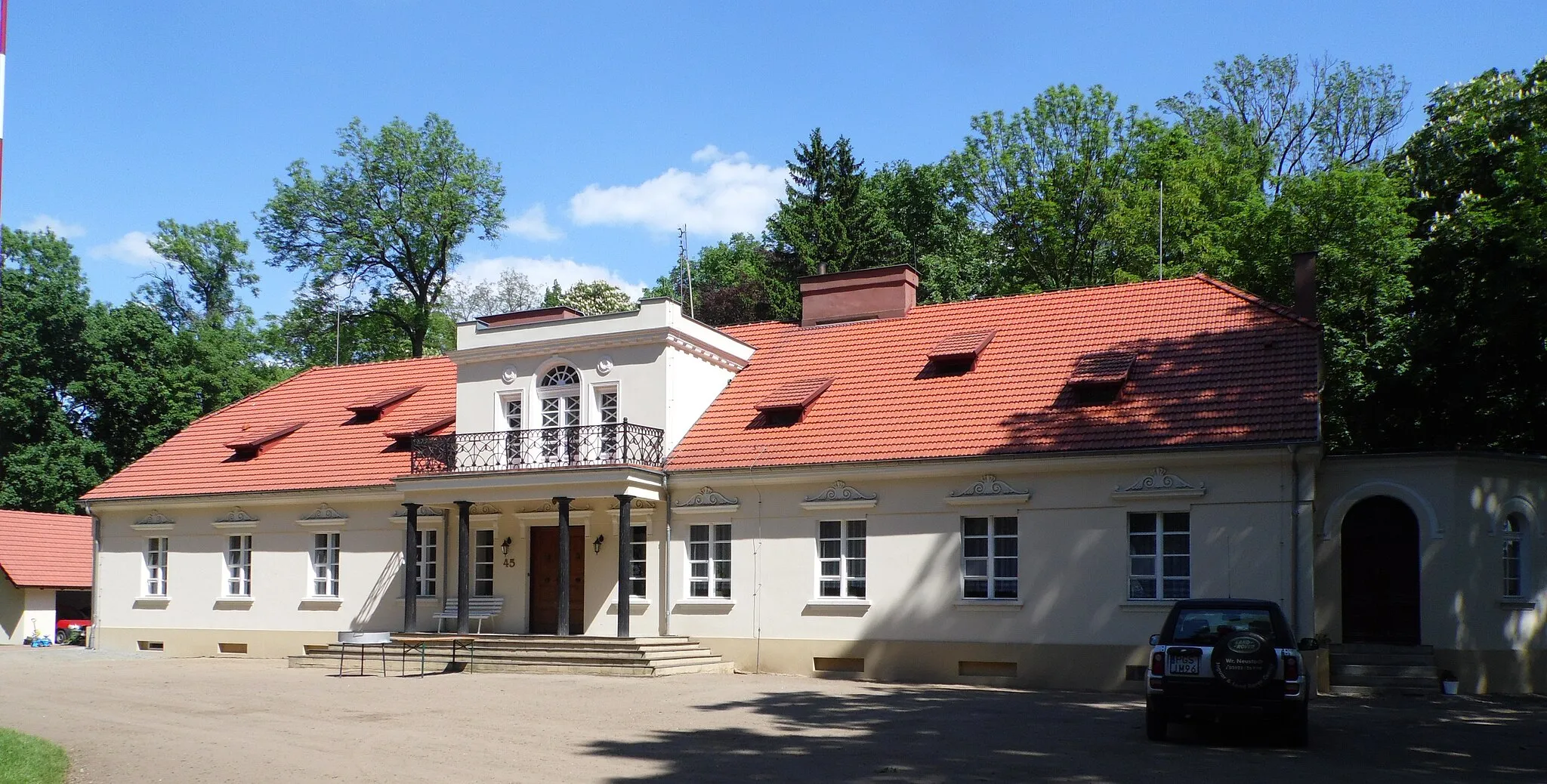 Photo showing: Mansion of the eighteenth century, 1860, XIX / XX century (p. west.) Spars / gm. Poniec / area. gostyński / province. Greater Poland / Poland