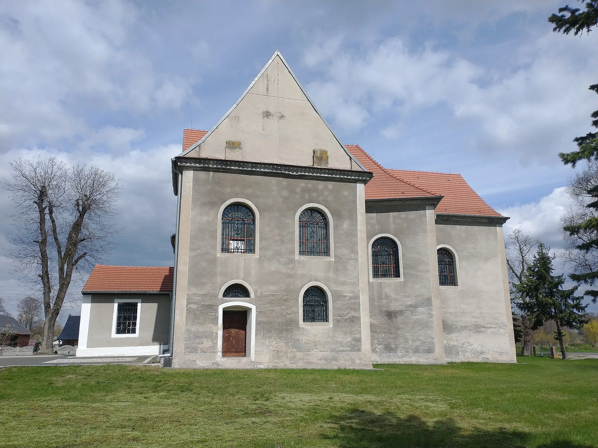 Photo showing: Kościół pw. Świętej Anny w Konotopie – rzymskokatolicki kościół filialny należący do parafii Narodzenia św. Jana chrzciciela w Kolsku (dekanat Sława diecezji zielonogórsko-gorzowskiej).