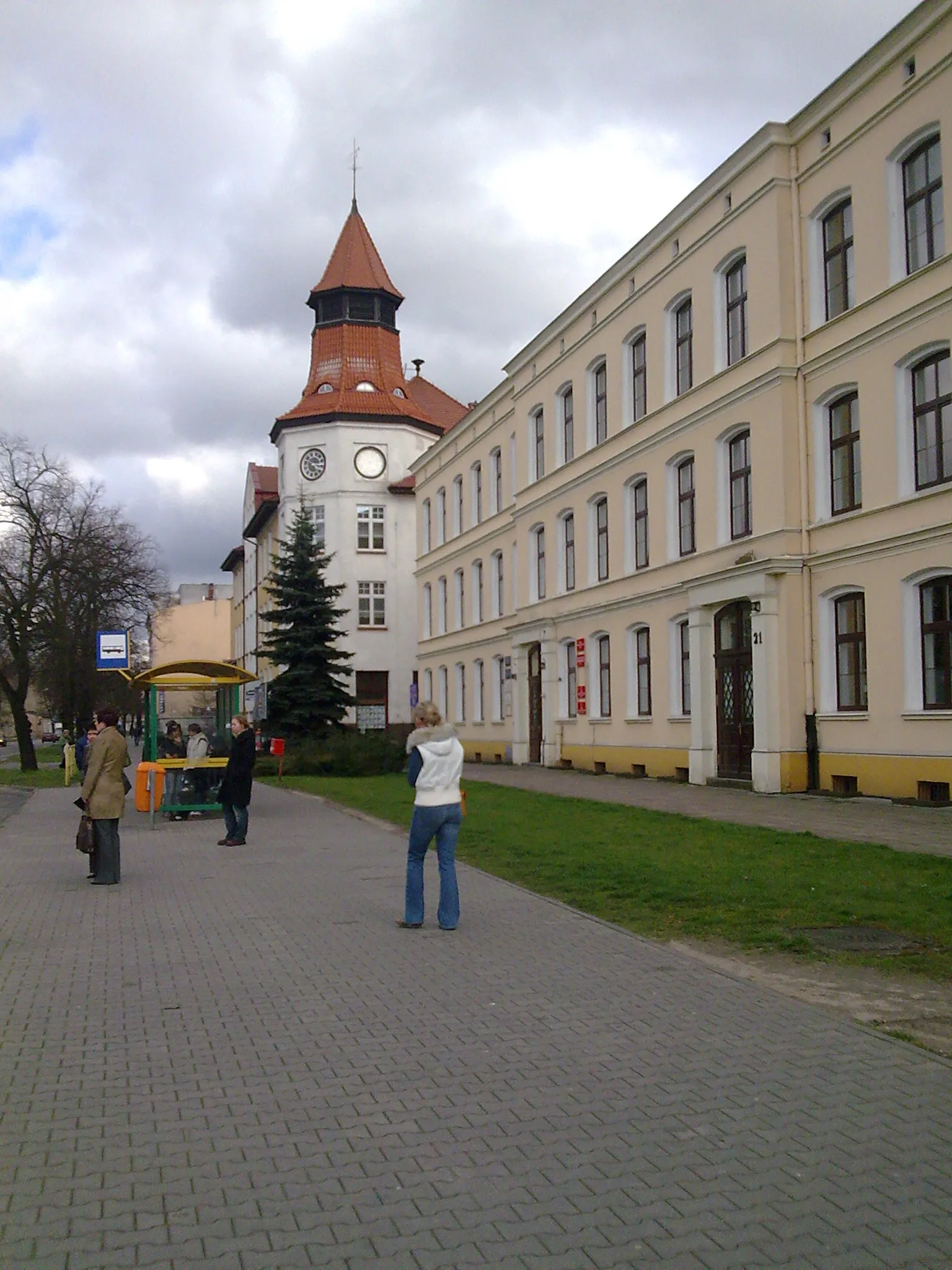 Photo showing: Szkoła przy ul Bydgoskiej w Pile