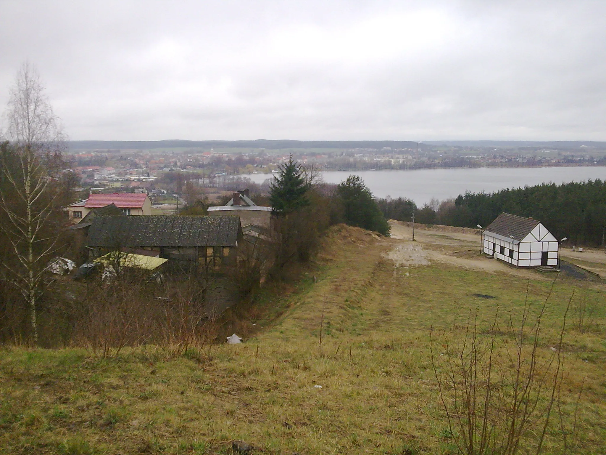 Photo showing: Uroczo na nizinach - widoki górskie wręcz