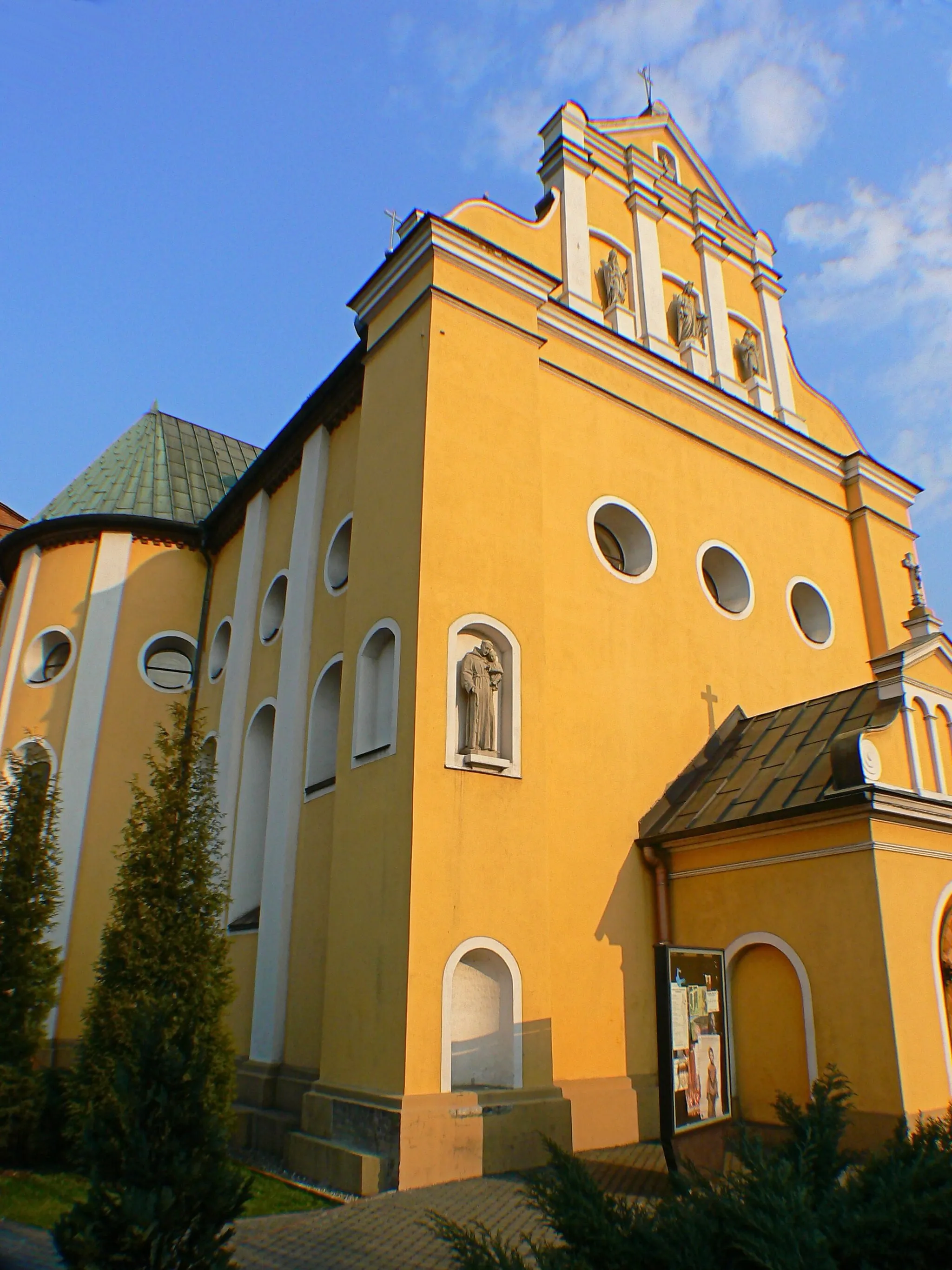 Photo showing: Wronki - Kościół klasztorny oo. Fanciszkanów